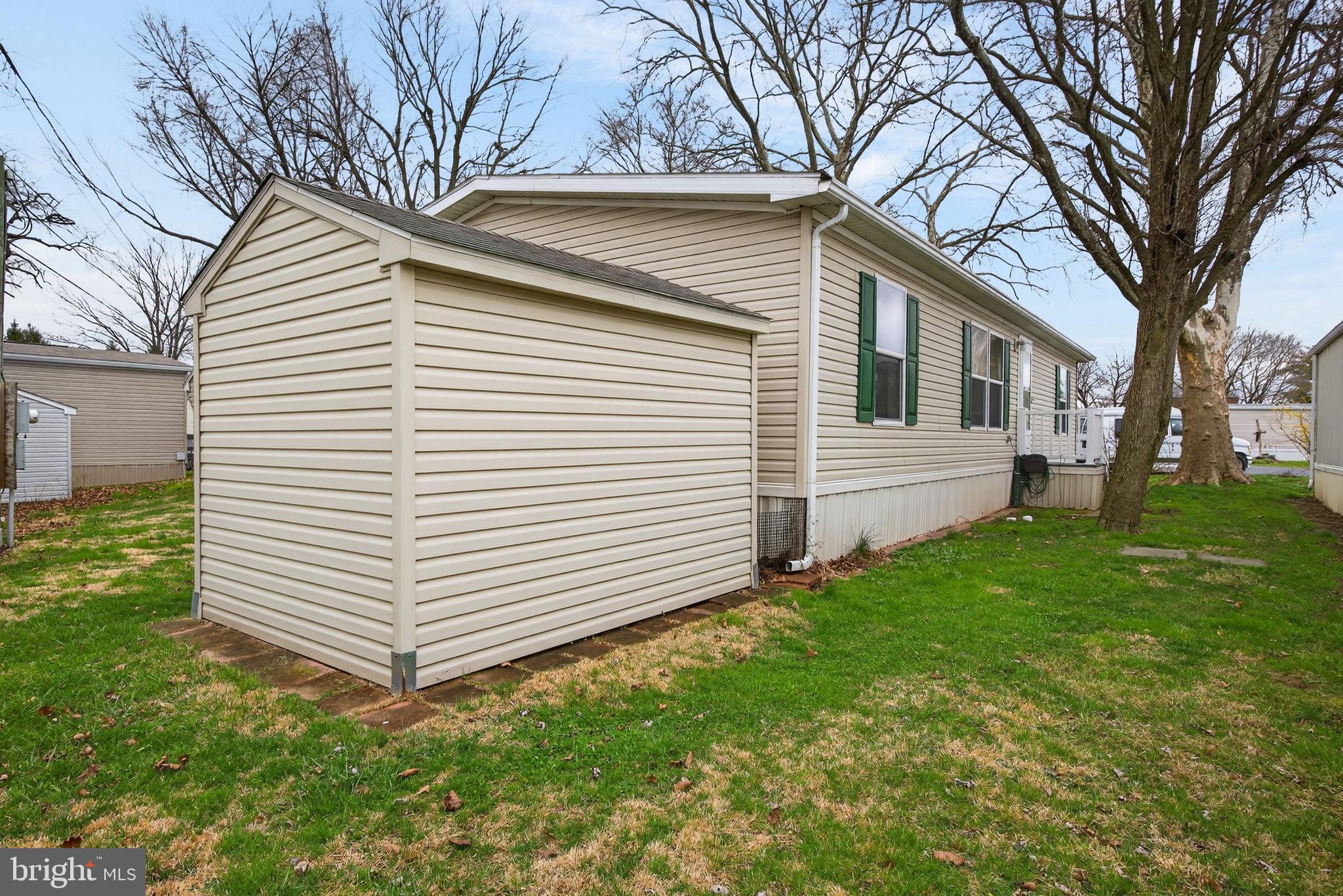 VILLAGES AT GREENFIELD - Residential