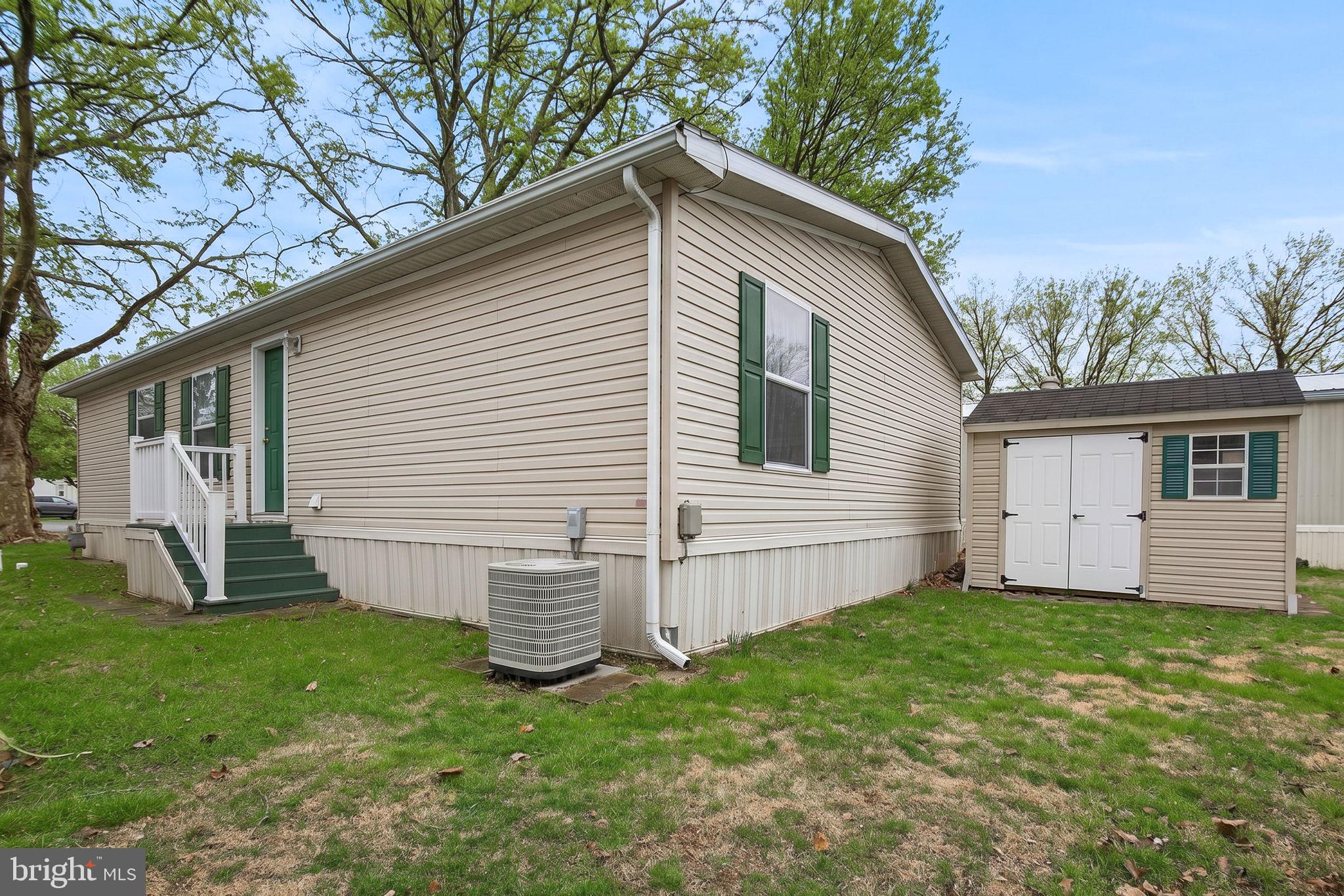 VILLAGES AT GREENFIELD - Residential