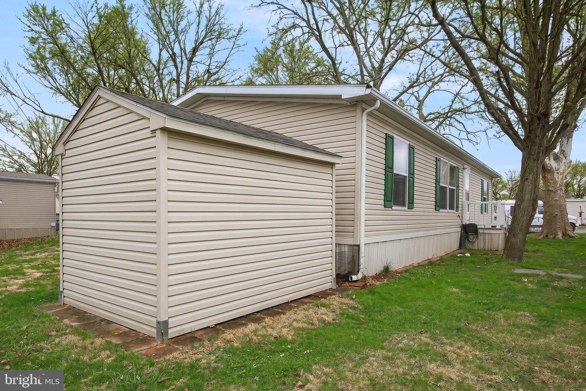 VILLAGES AT GREENFIELD - Residential