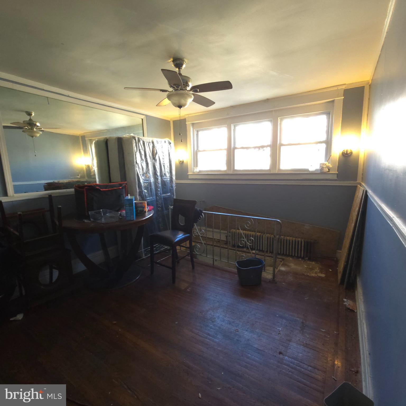 PHILADELPHIA (SOUTHWEST) - Residential