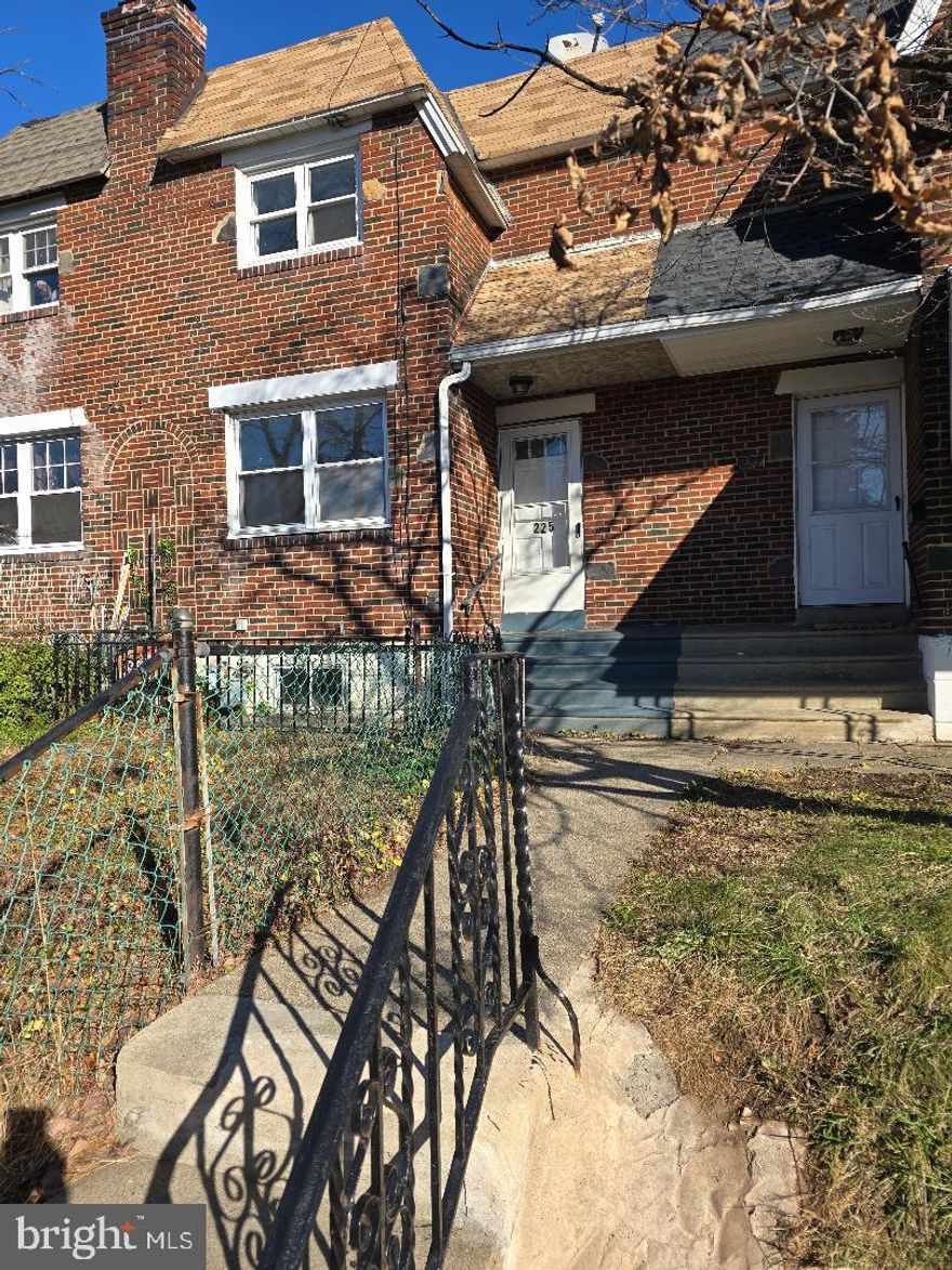 Centrally located for schools, shopping and public transportation makes this 
property worth a look.   Well maintained by the prior owner.  With a little paint & 
personal touch this home could shine.  Ready for immediate move-in.  Don't 
hesitate to make an appointment.  At this price point it might not last long.