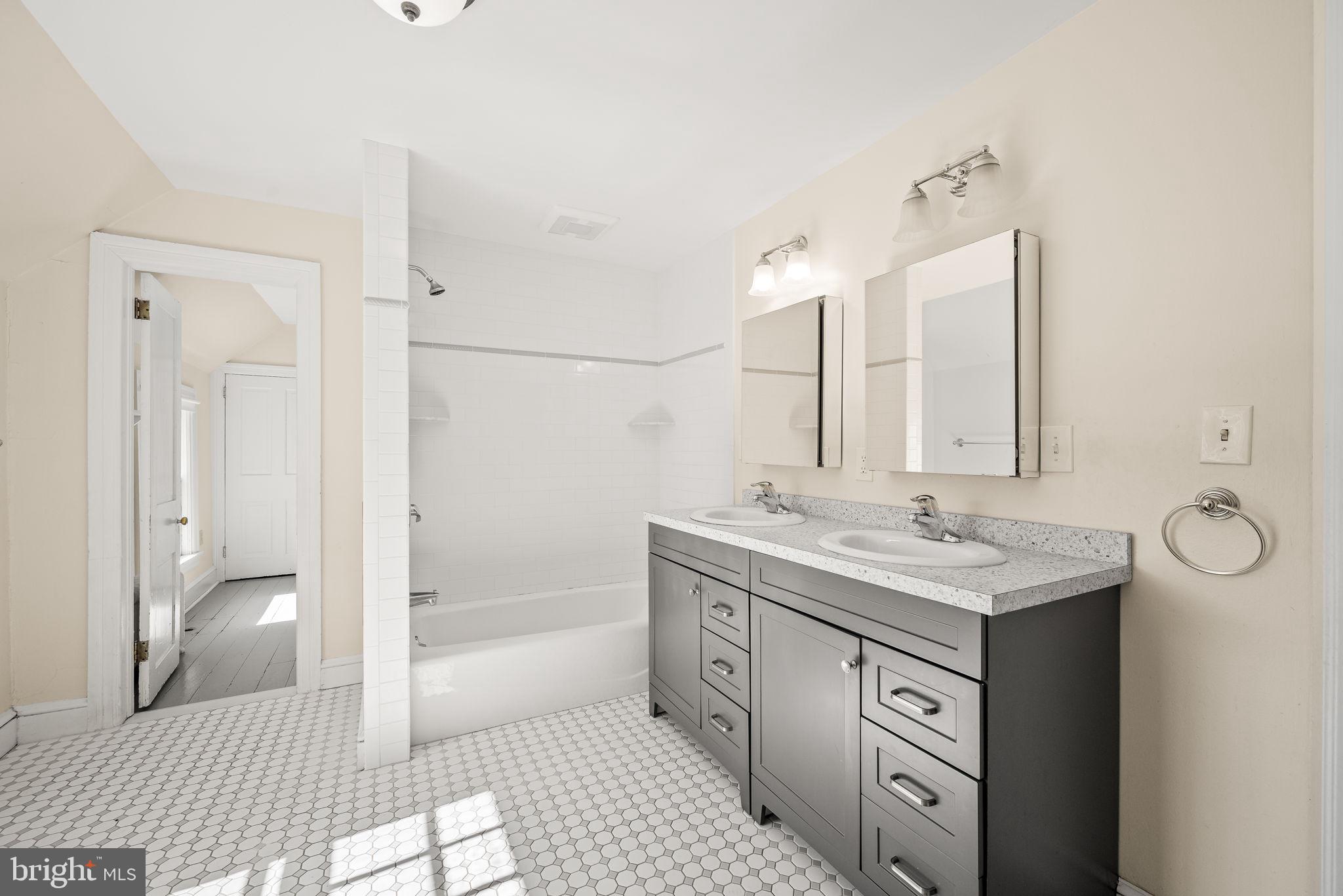 PENDLE HILL - Residential