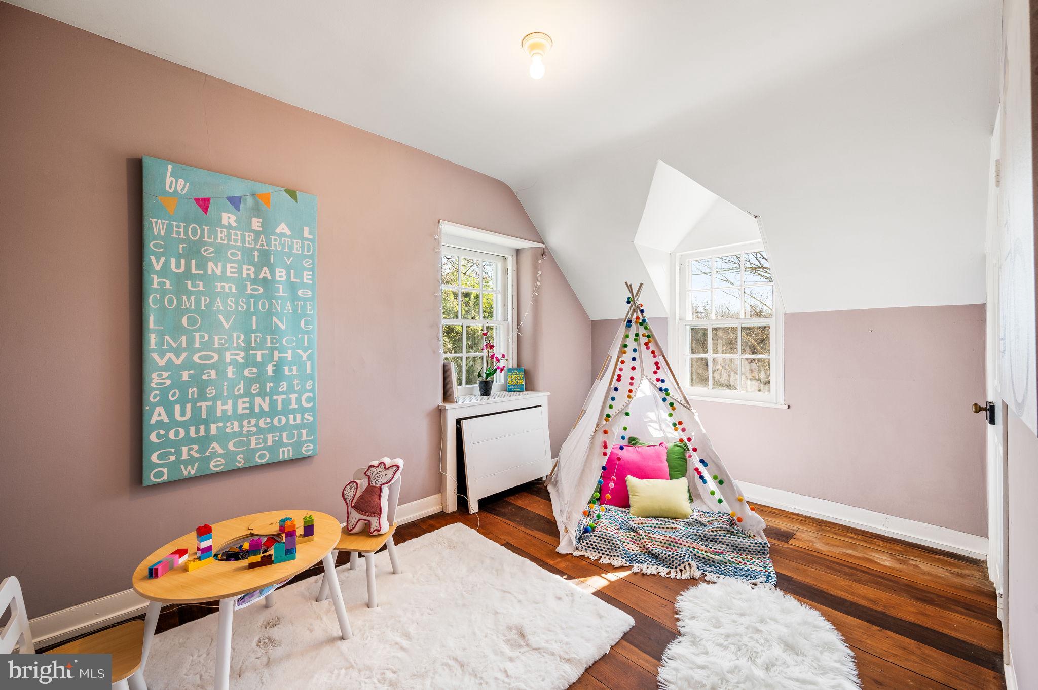 PENDLE HILL - Residential