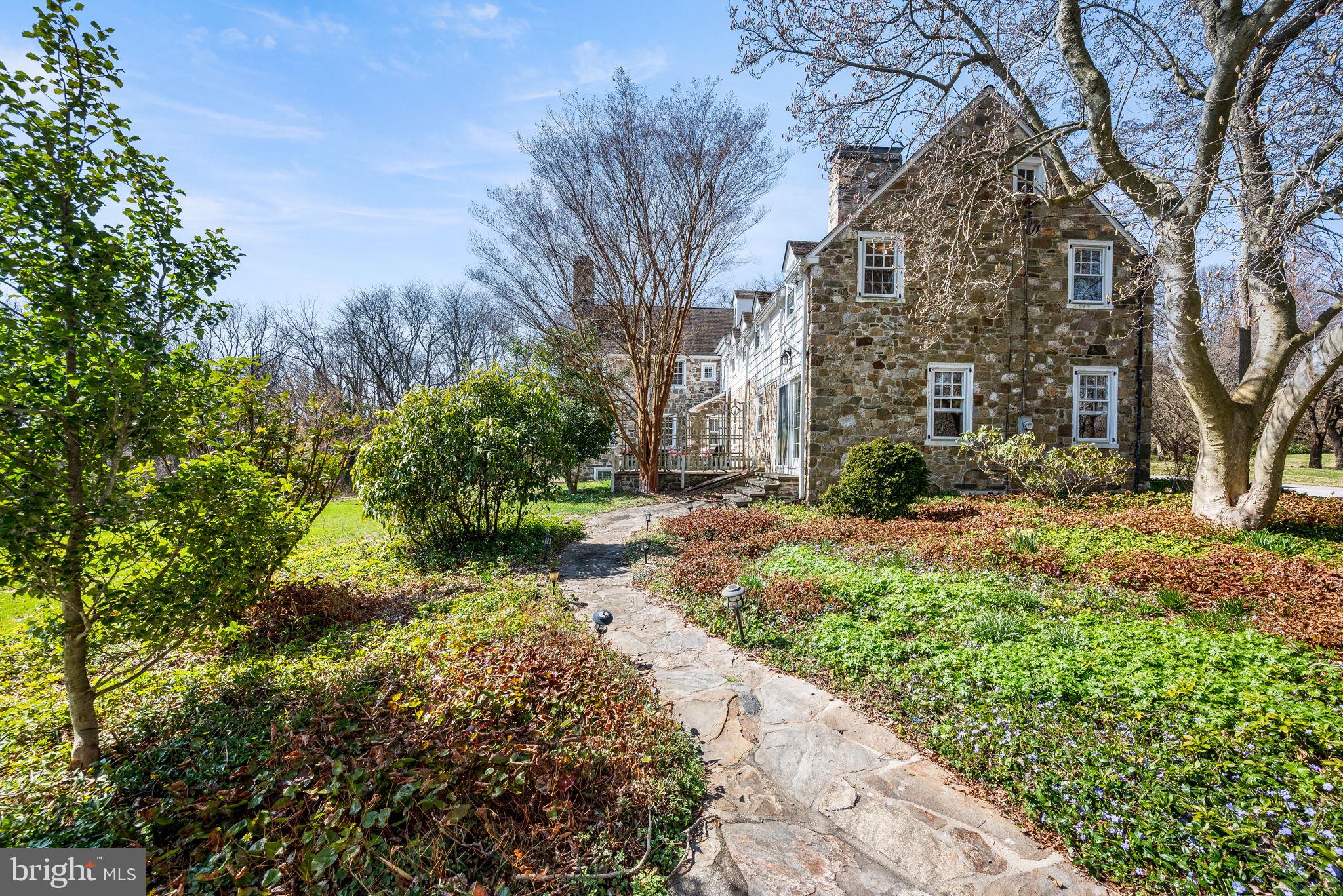PENDLE HILL - Residential
