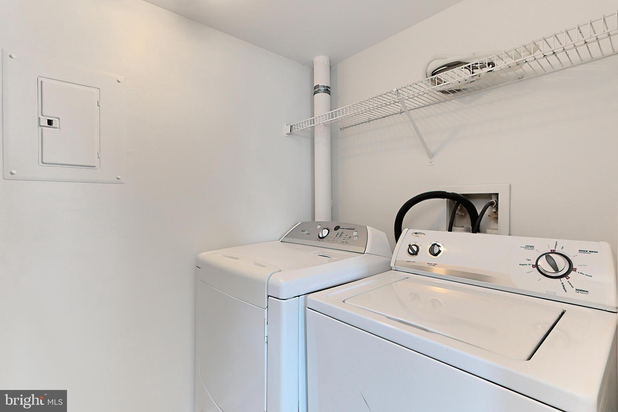 VILLAS AT COUNTRYSIDE - Residential