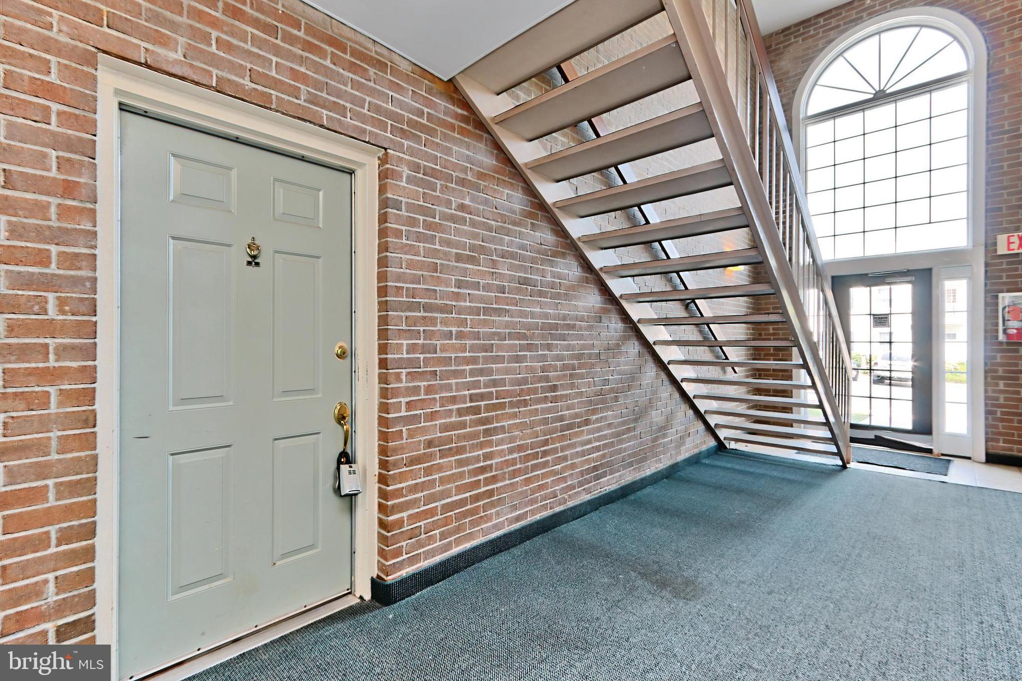 VILLAS AT COUNTRYSIDE - Residential