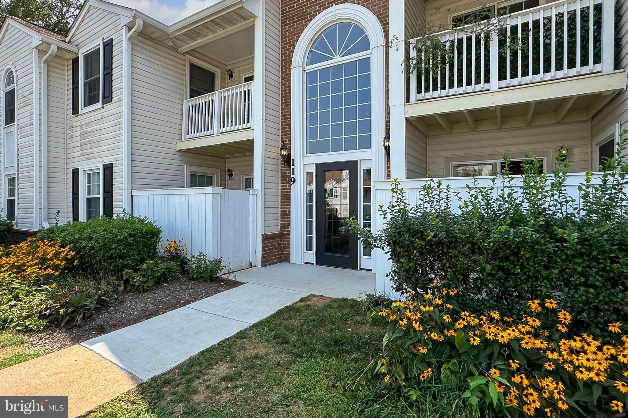 VILLAS AT COUNTRYSIDE - Residential