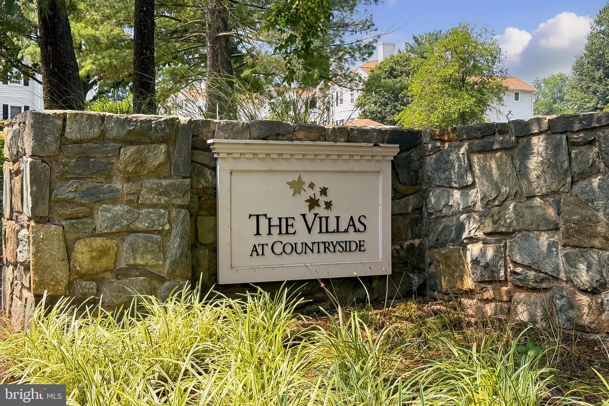 VILLAS AT COUNTRYSIDE - Residential