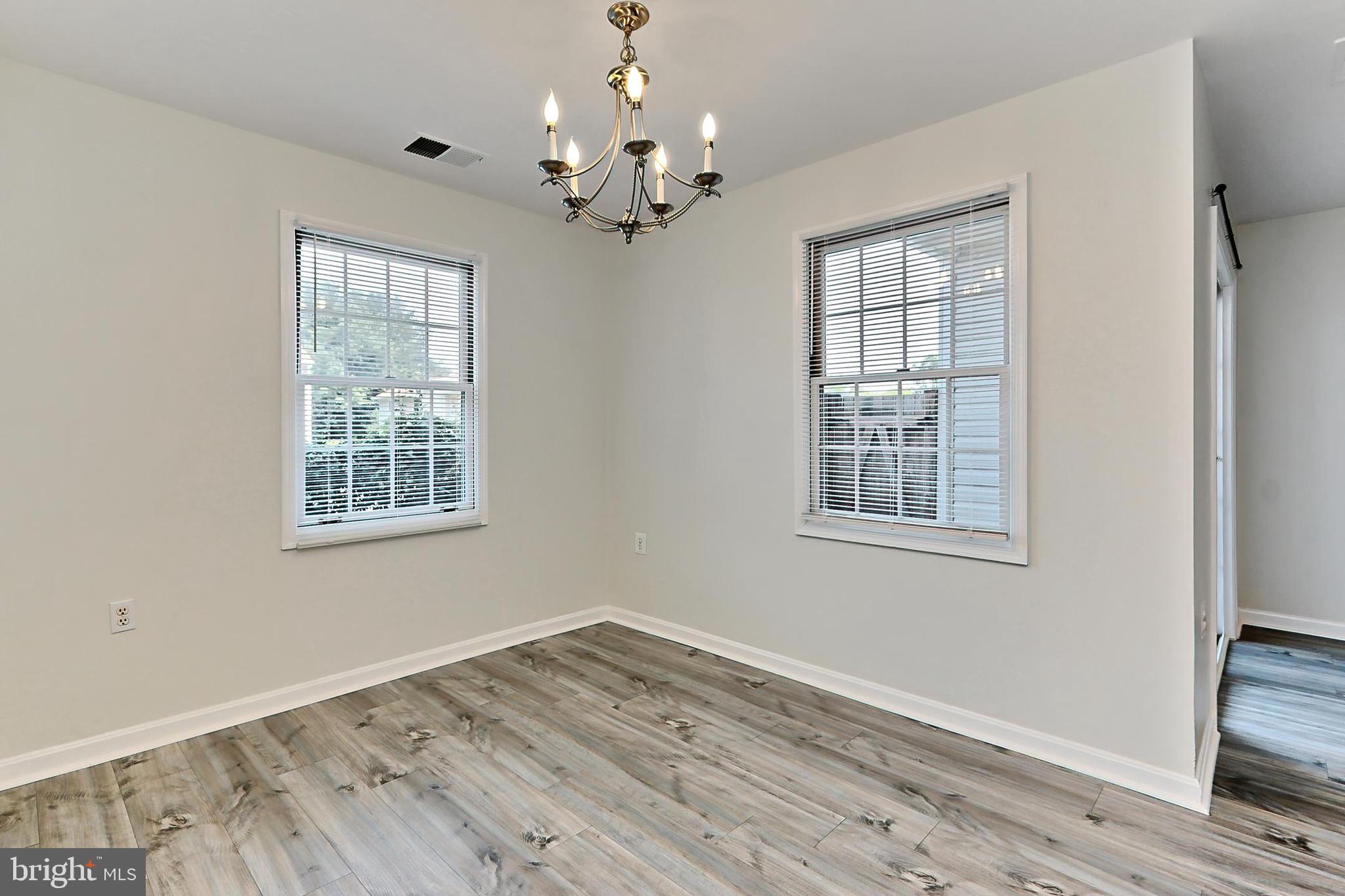 VILLAS AT COUNTRYSIDE - Residential