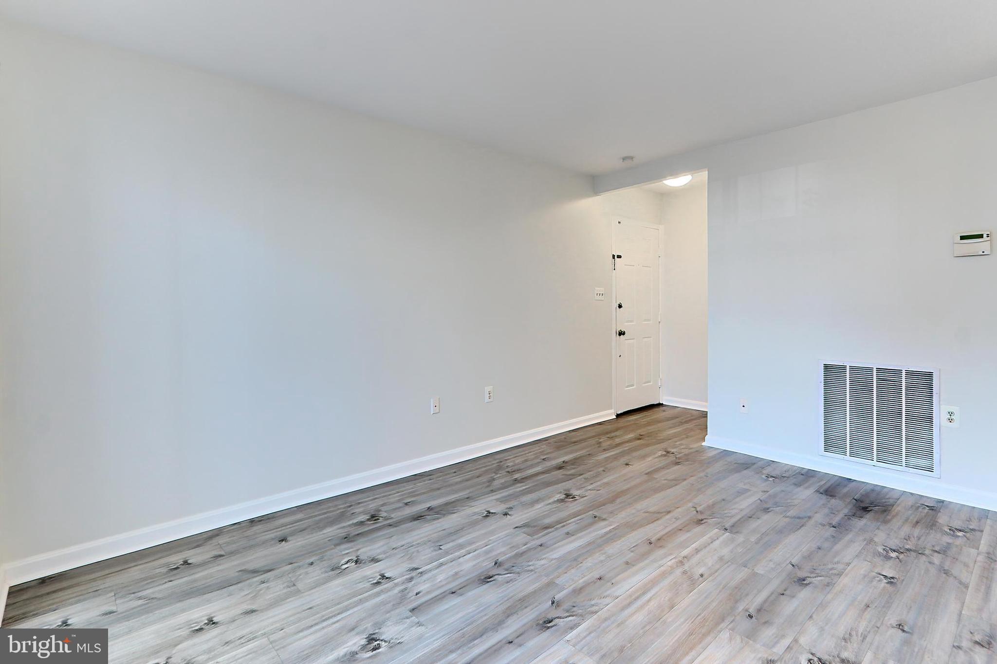 VILLAS AT COUNTRYSIDE - Residential