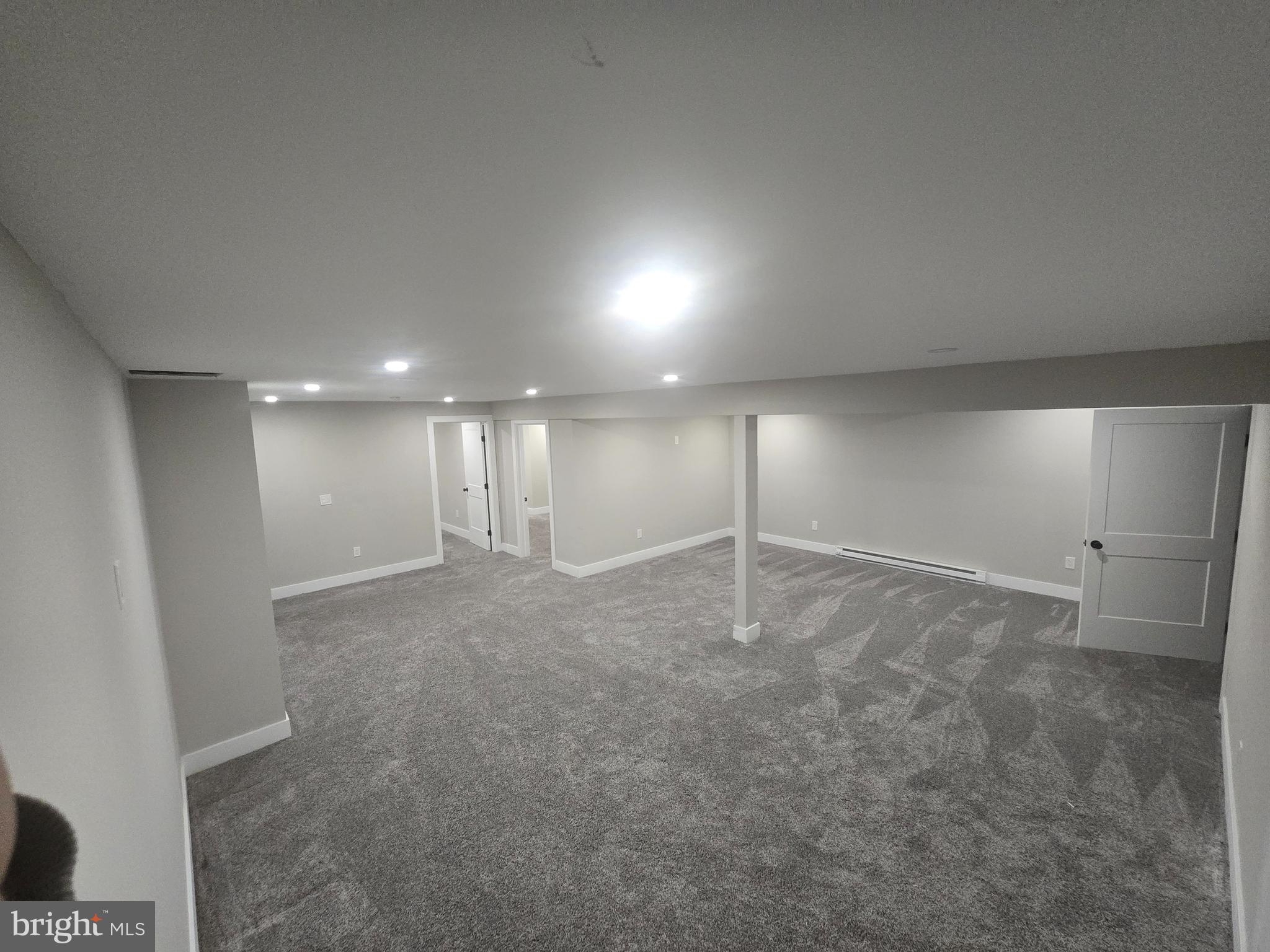 PEBBLE HILL - Residential