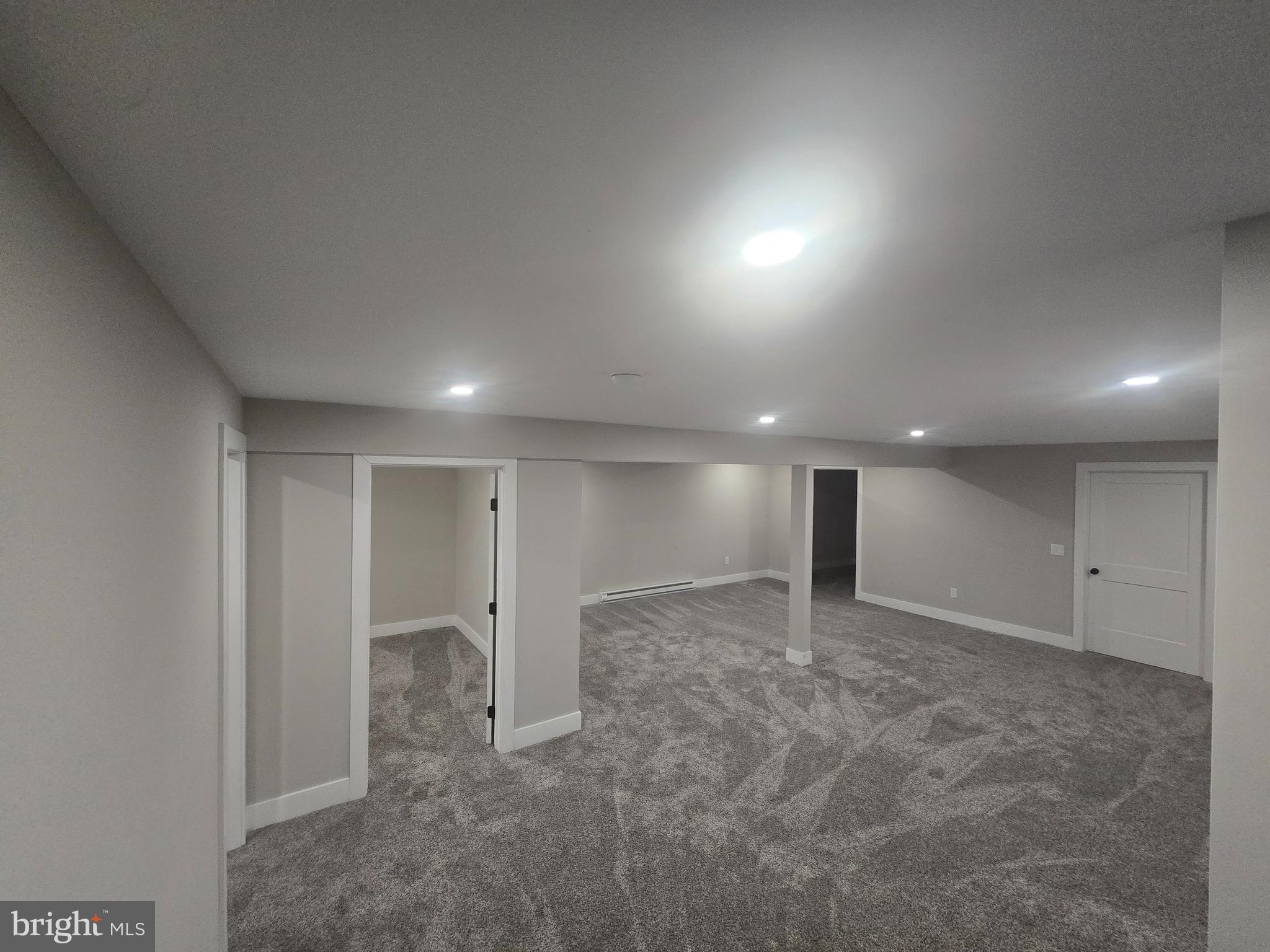 PEBBLE HILL - Residential