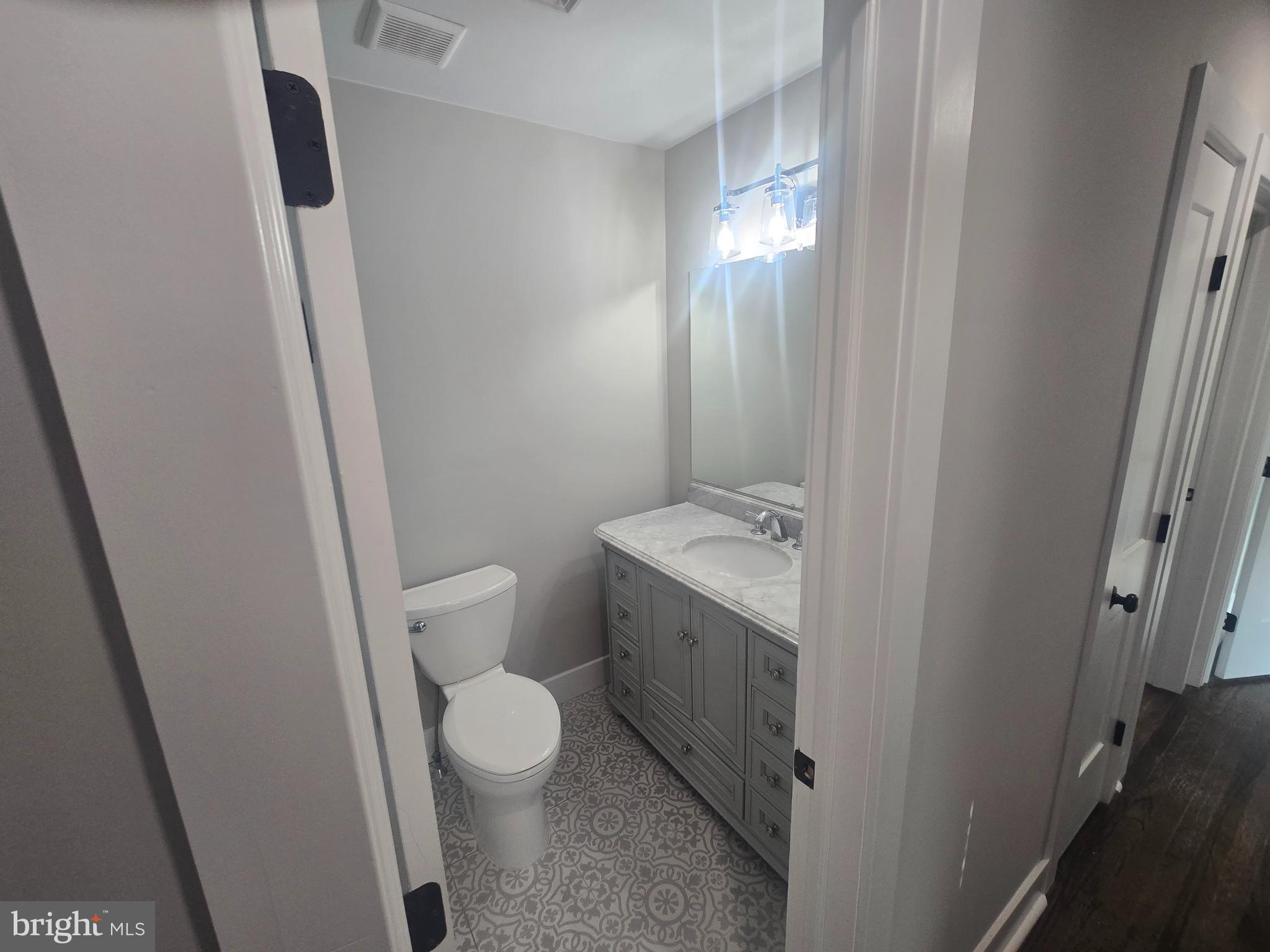 PEBBLE HILL - Residential