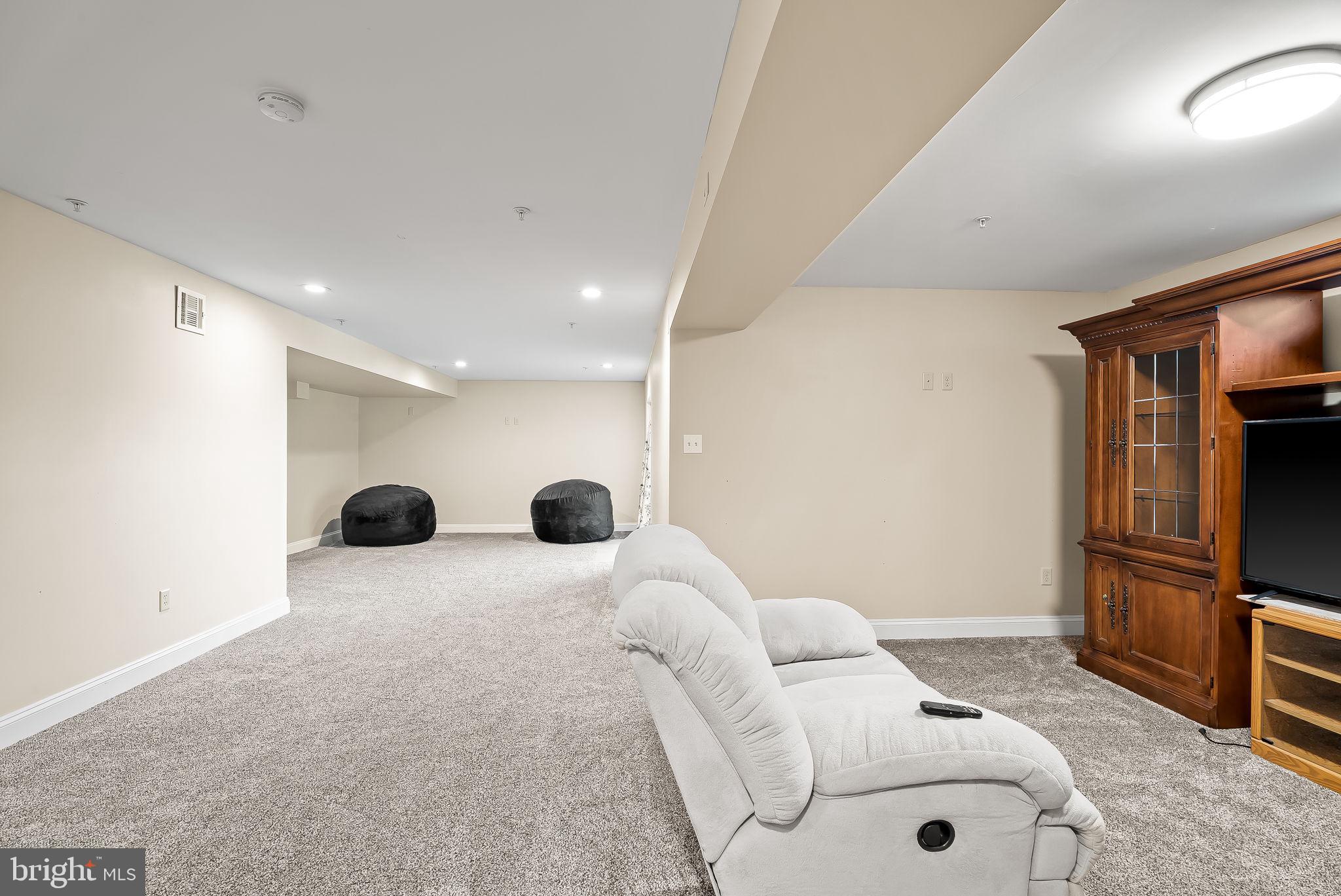 HALLIE HILL FARM - Residential