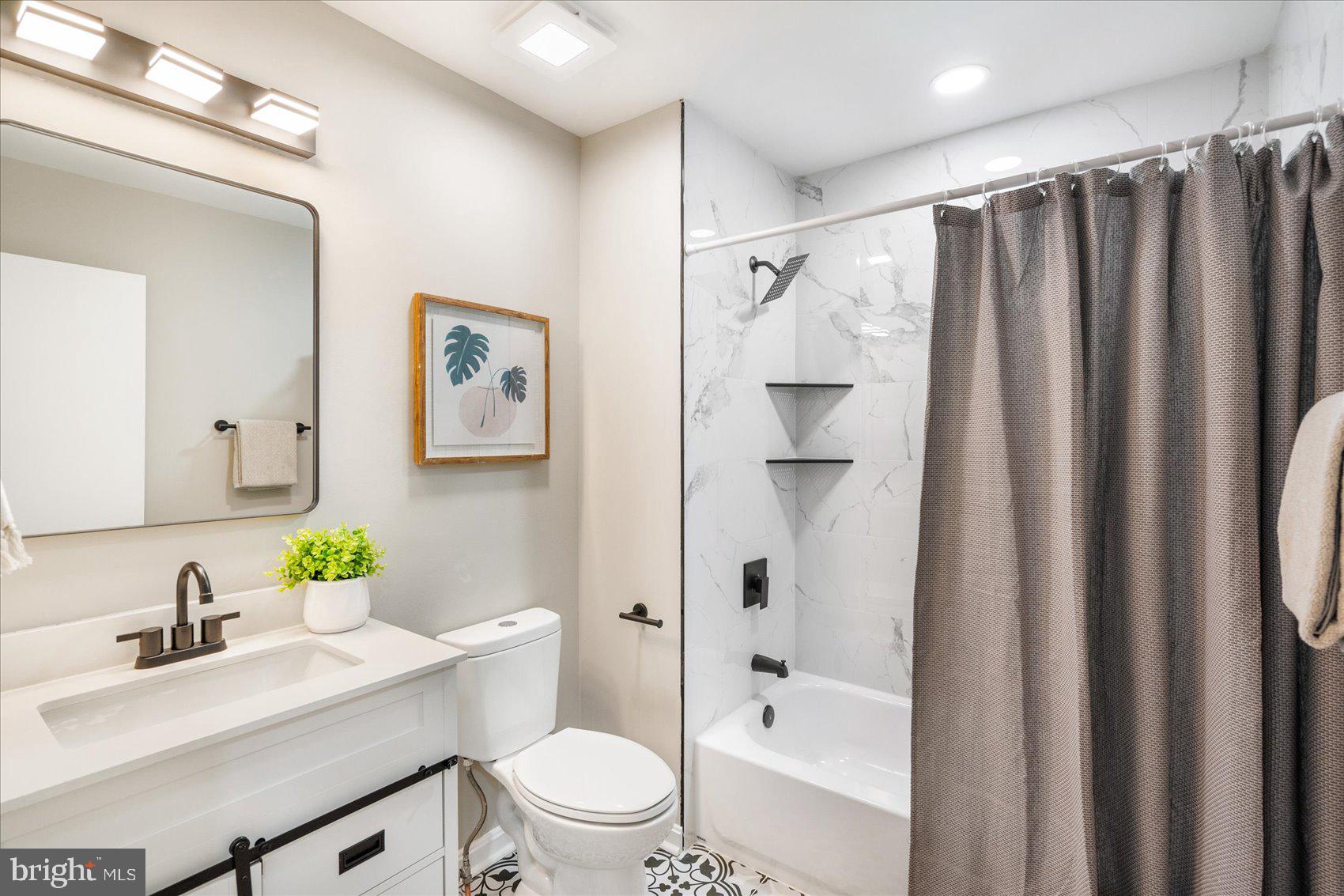 HARBOR VALLEY ESTATES - Residential