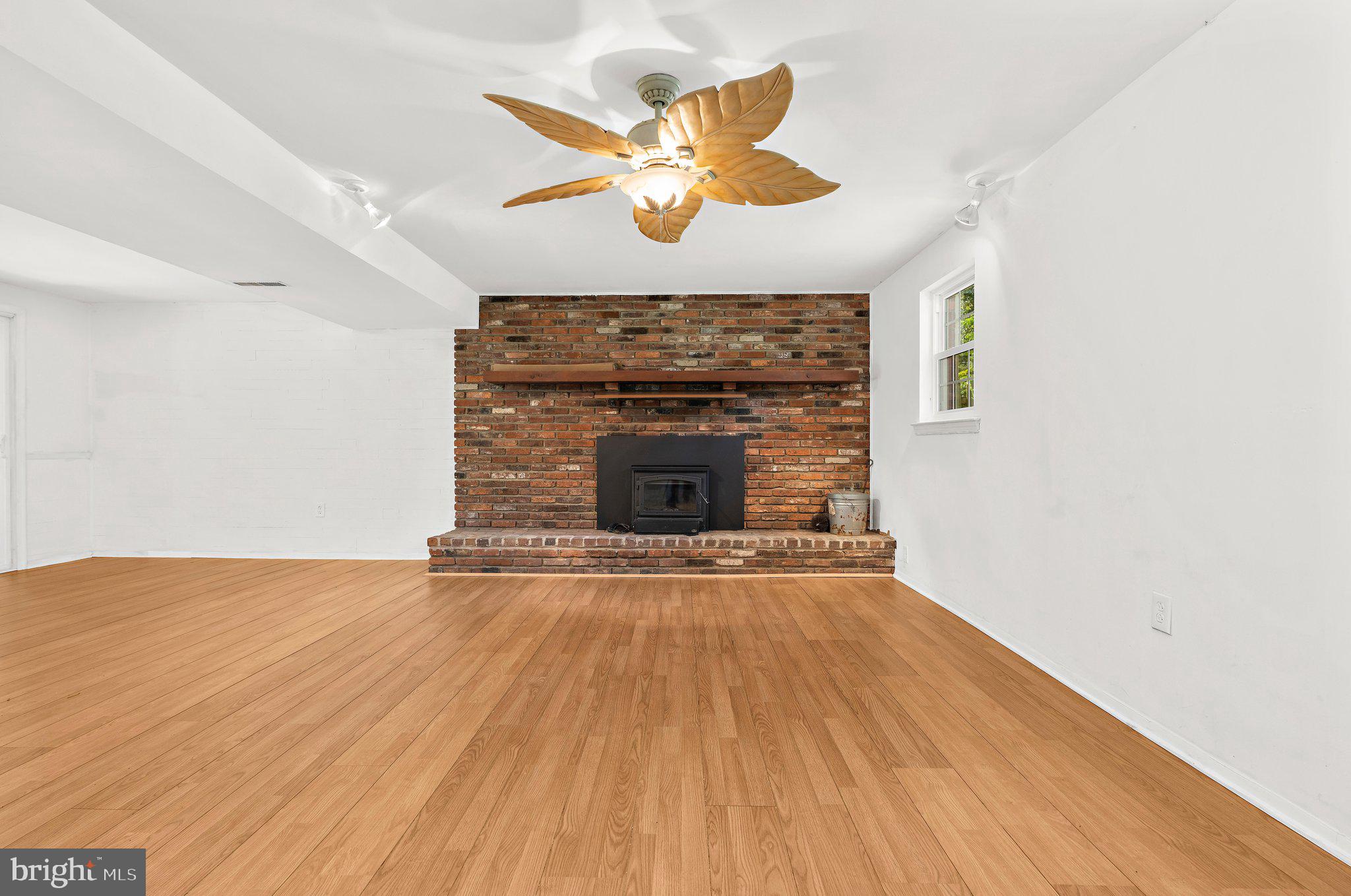 785 ROLLING VIEW DRIVE