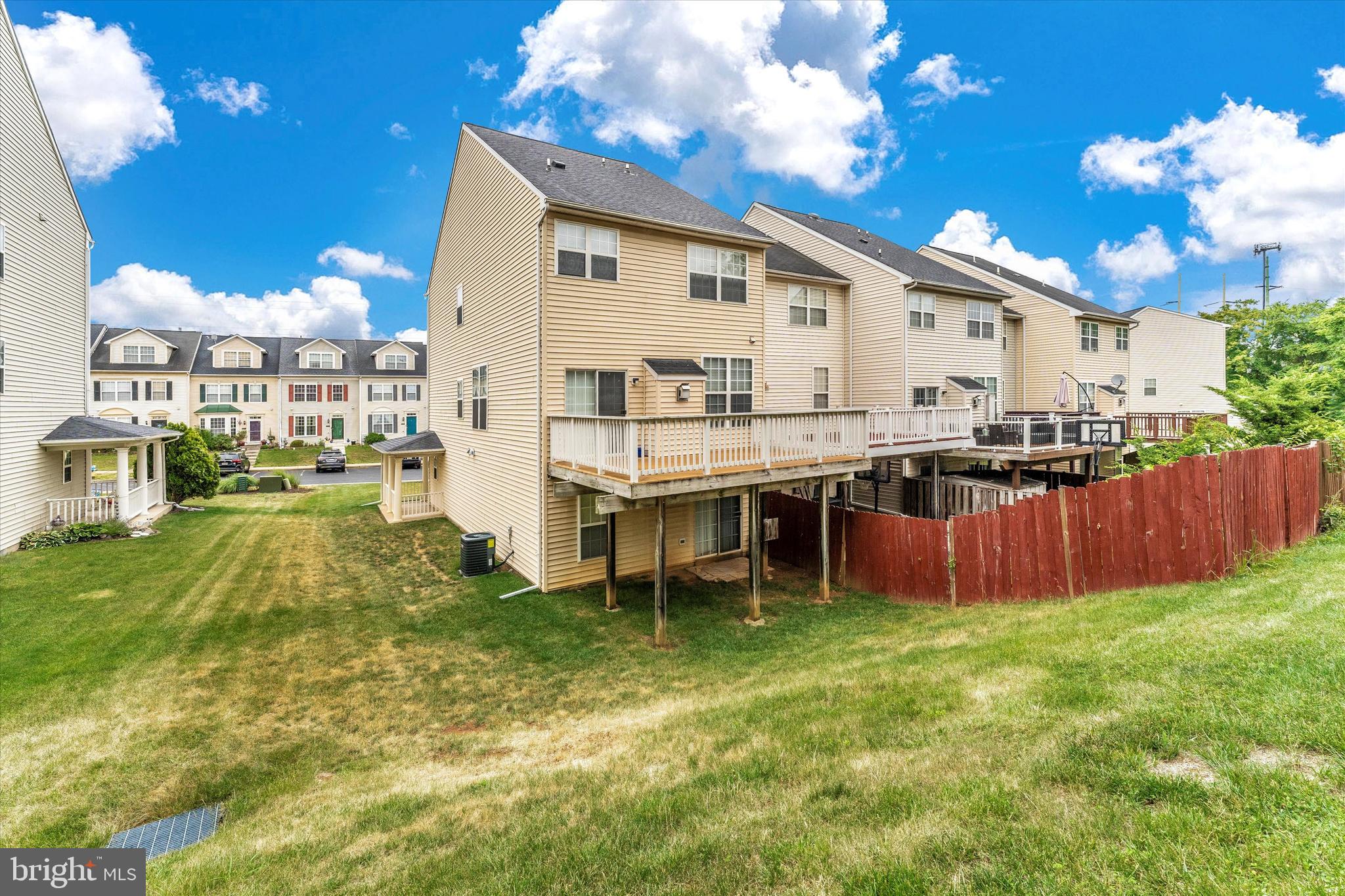 WESTVIEW PARK - Residential