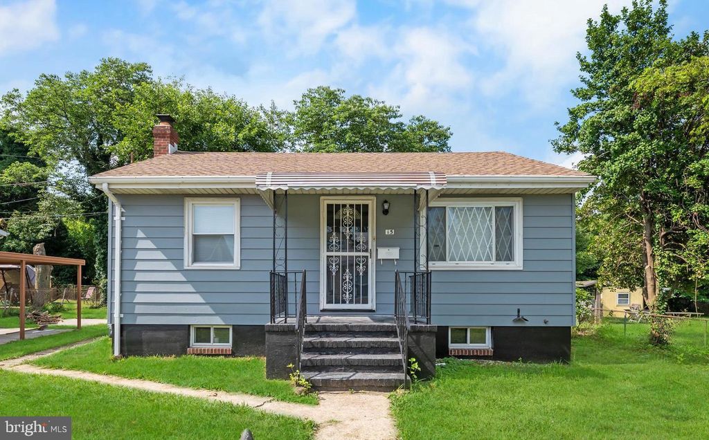 Photo of 15 Bristol Avenue, BALTIMORE, MD 21225 (MLS # MDBA2187044)