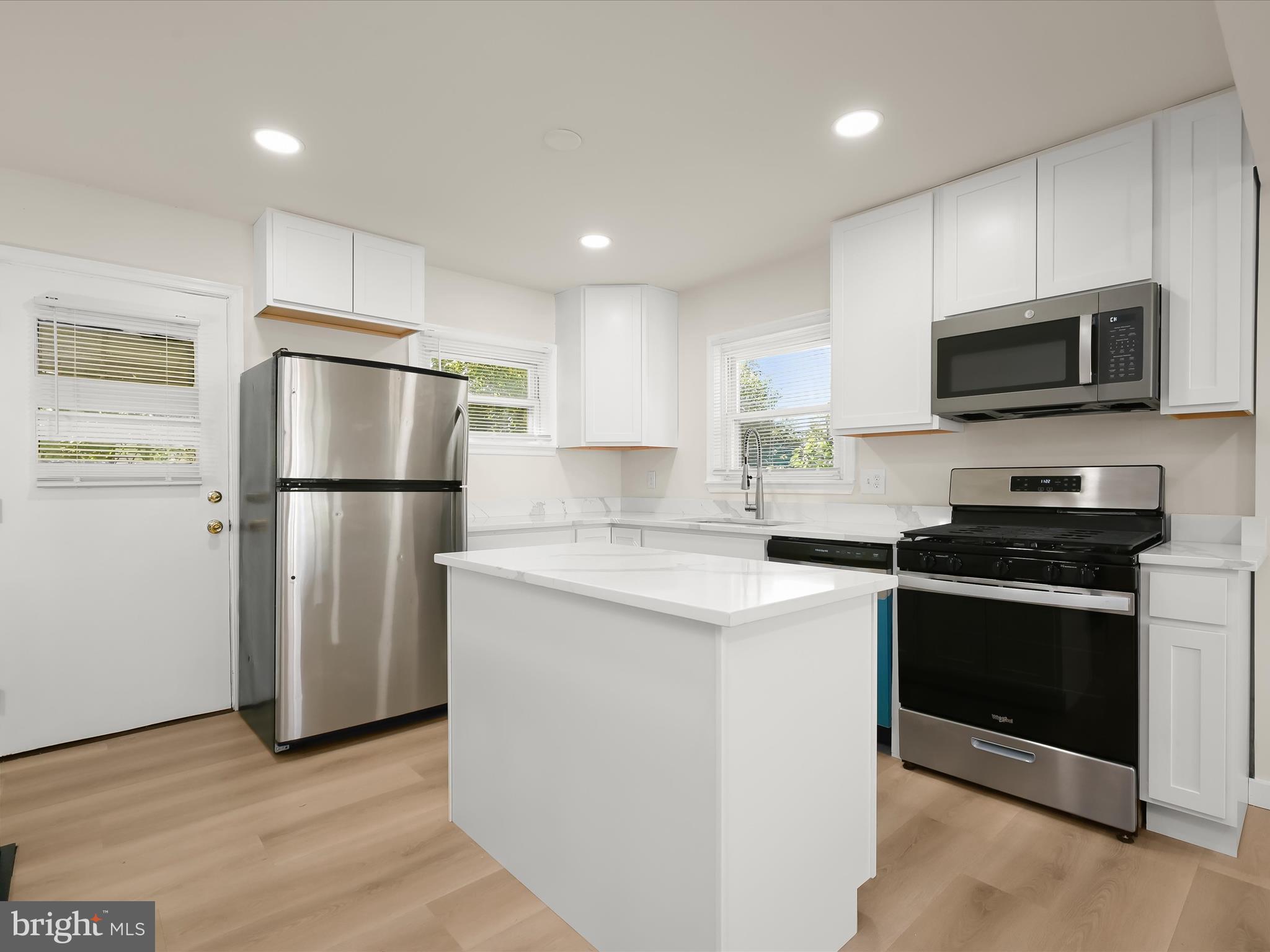 BROOKLYN - Residential