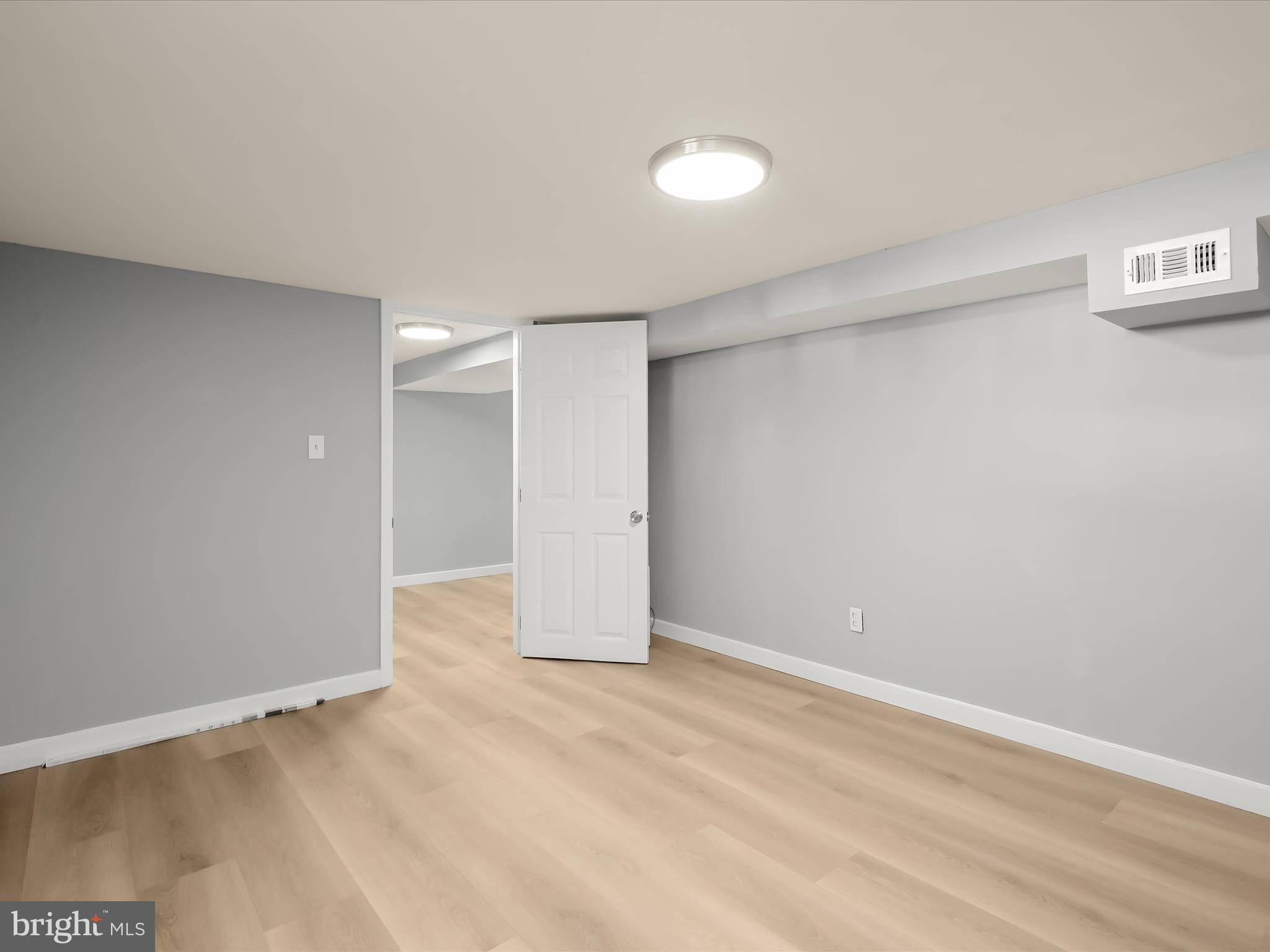 BROOKLYN - Residential