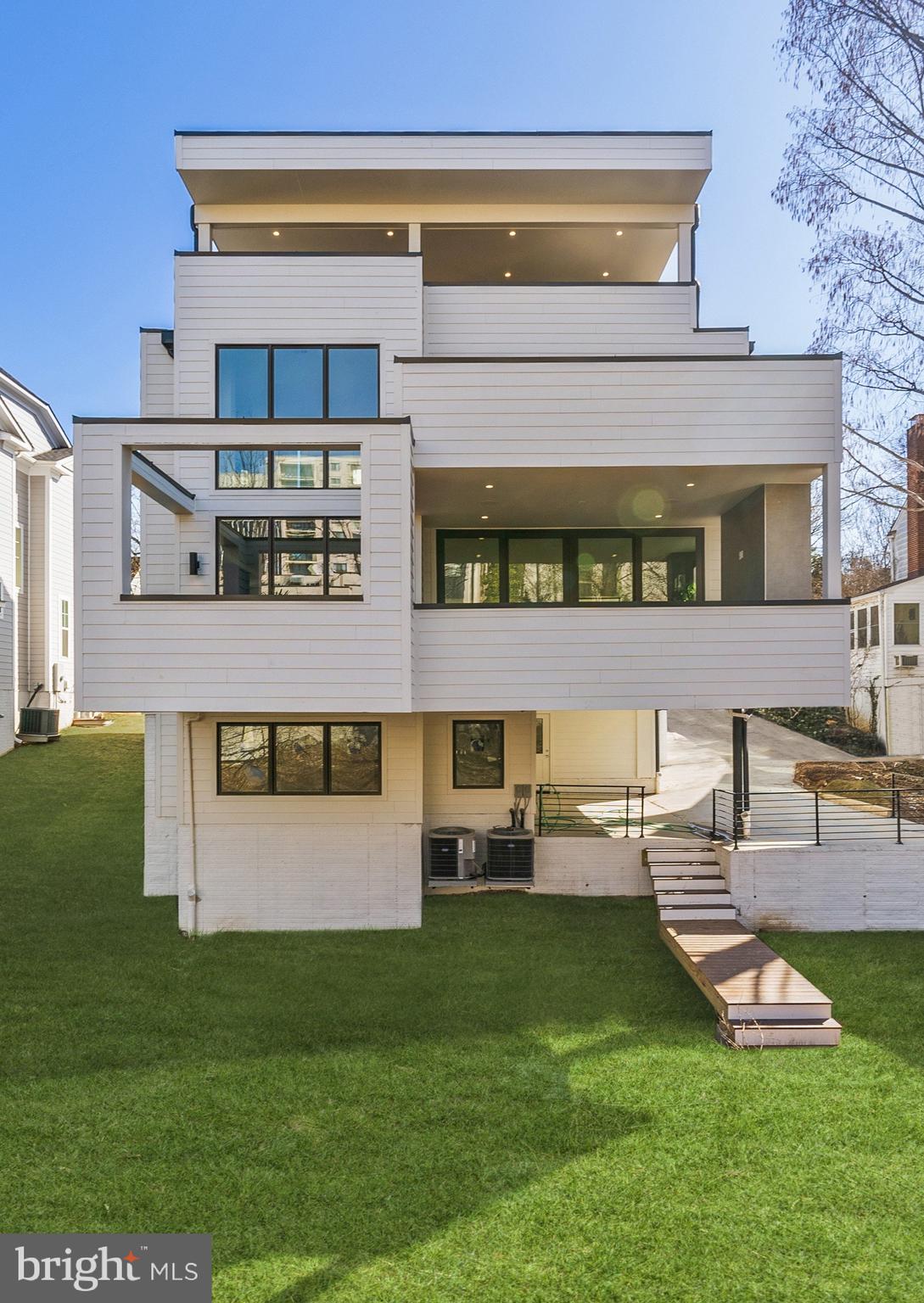 CHEVY CHASE - Residential