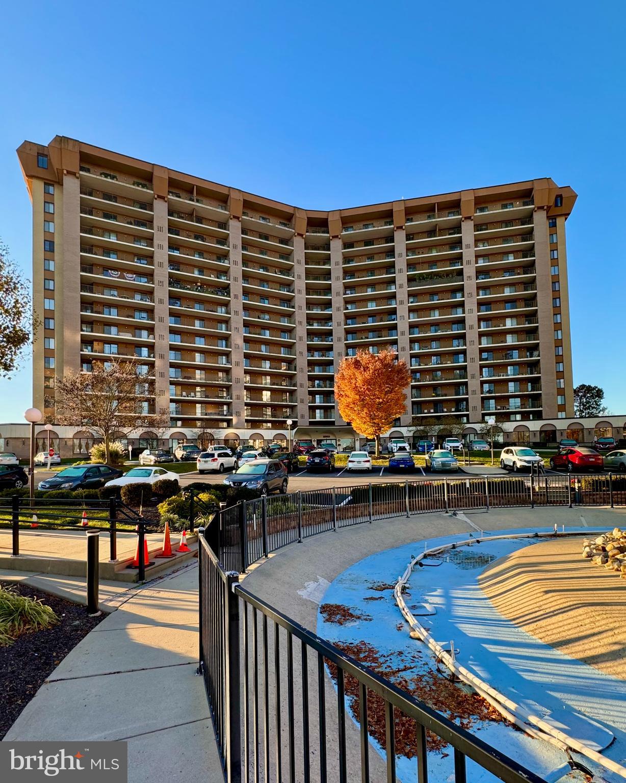 VALLEY FORGE TOWER - Residential