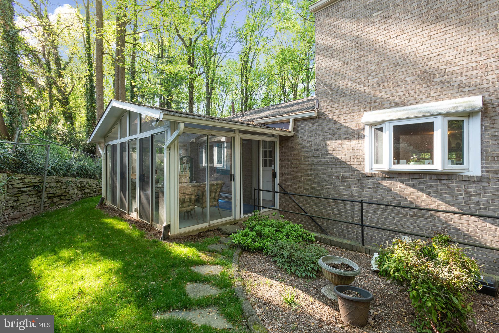 MANTUA HILLS - Residential