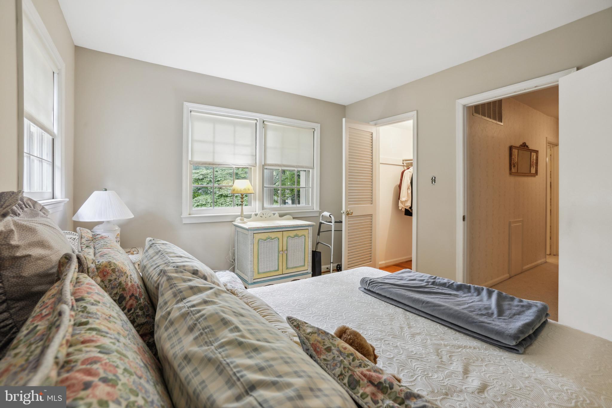 MANTUA HILLS - Residential