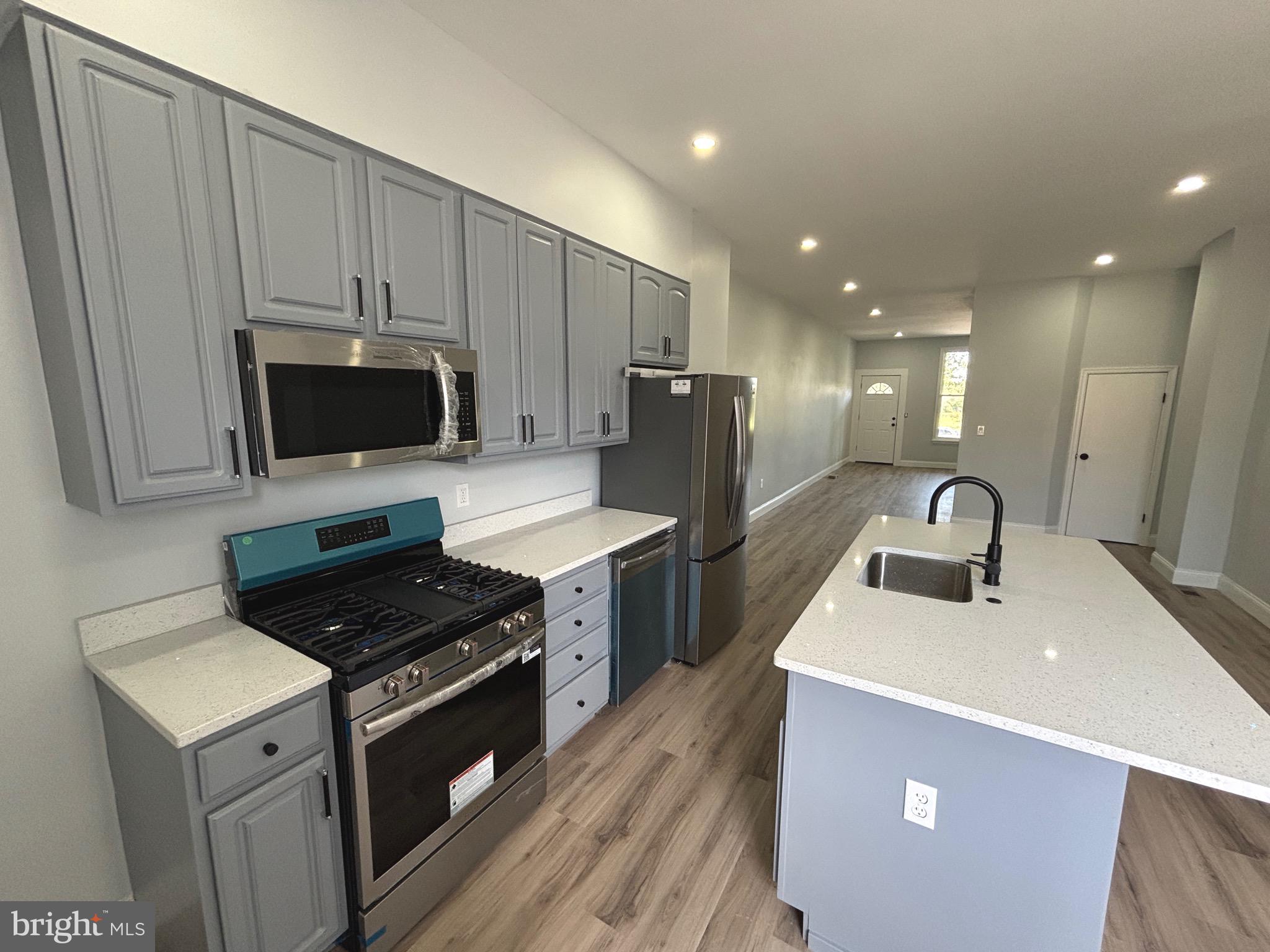 CLIFTON PARK - Residential