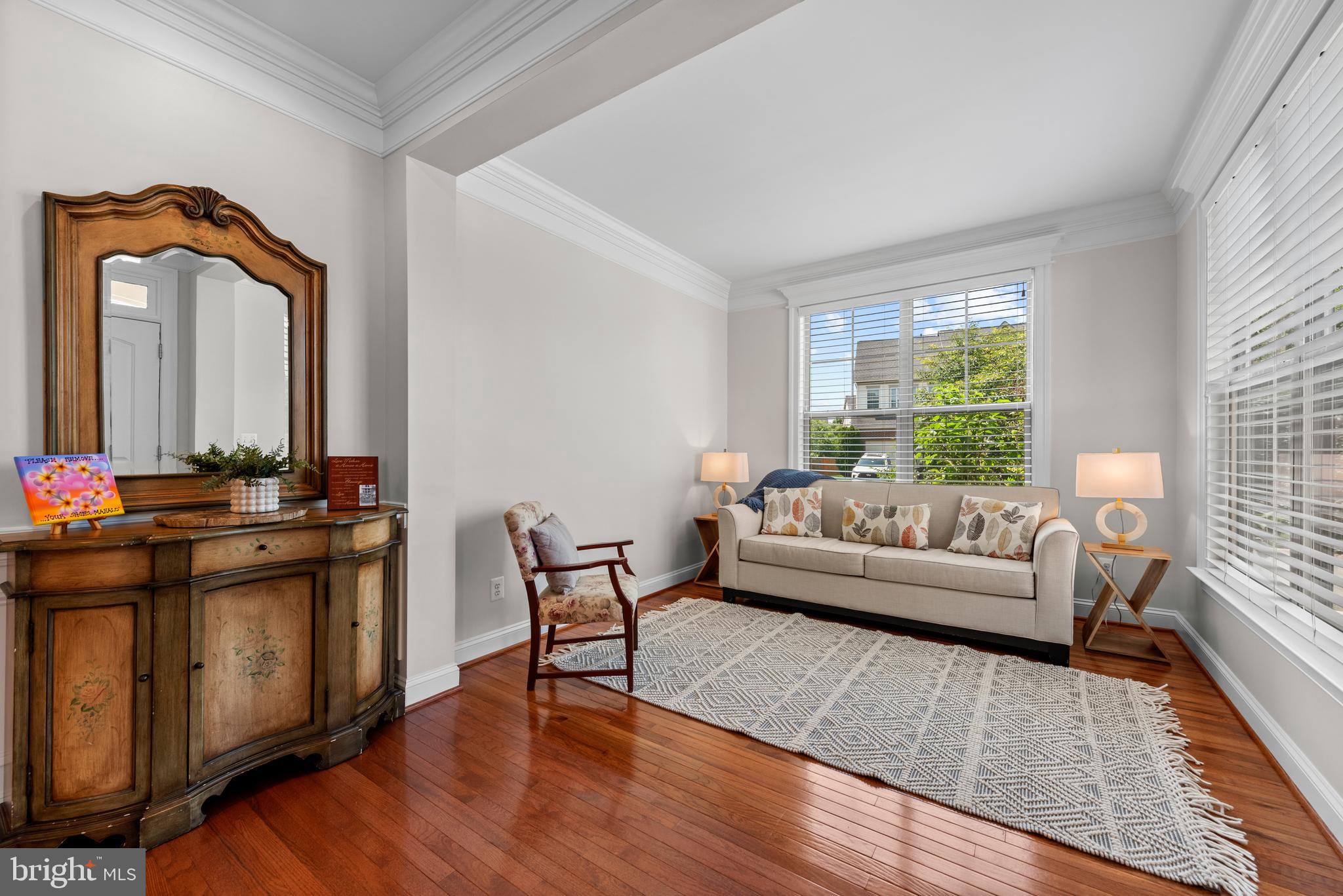 42694 CHISHOLM
