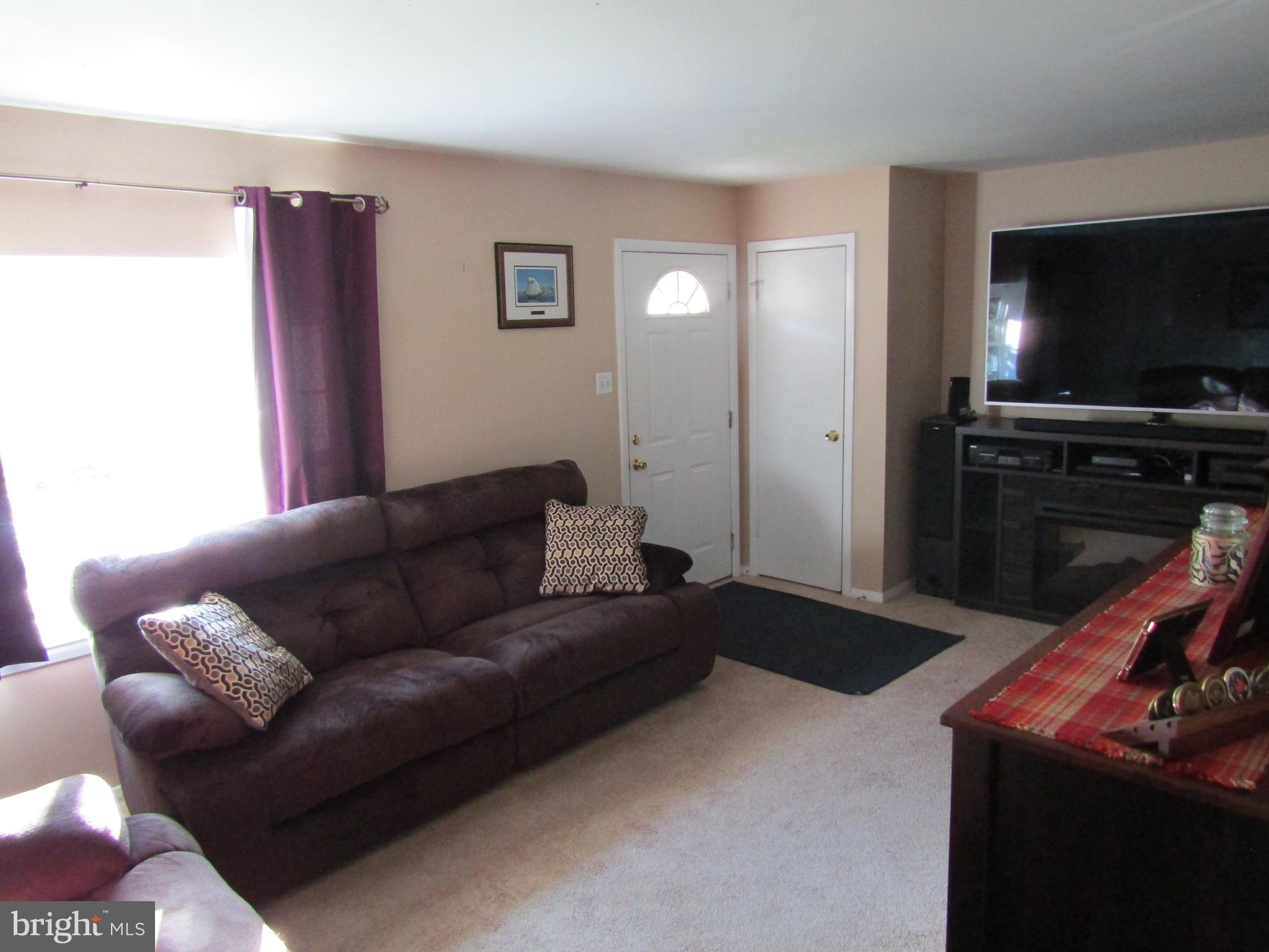 ELIZABETHS LANDING - Residential