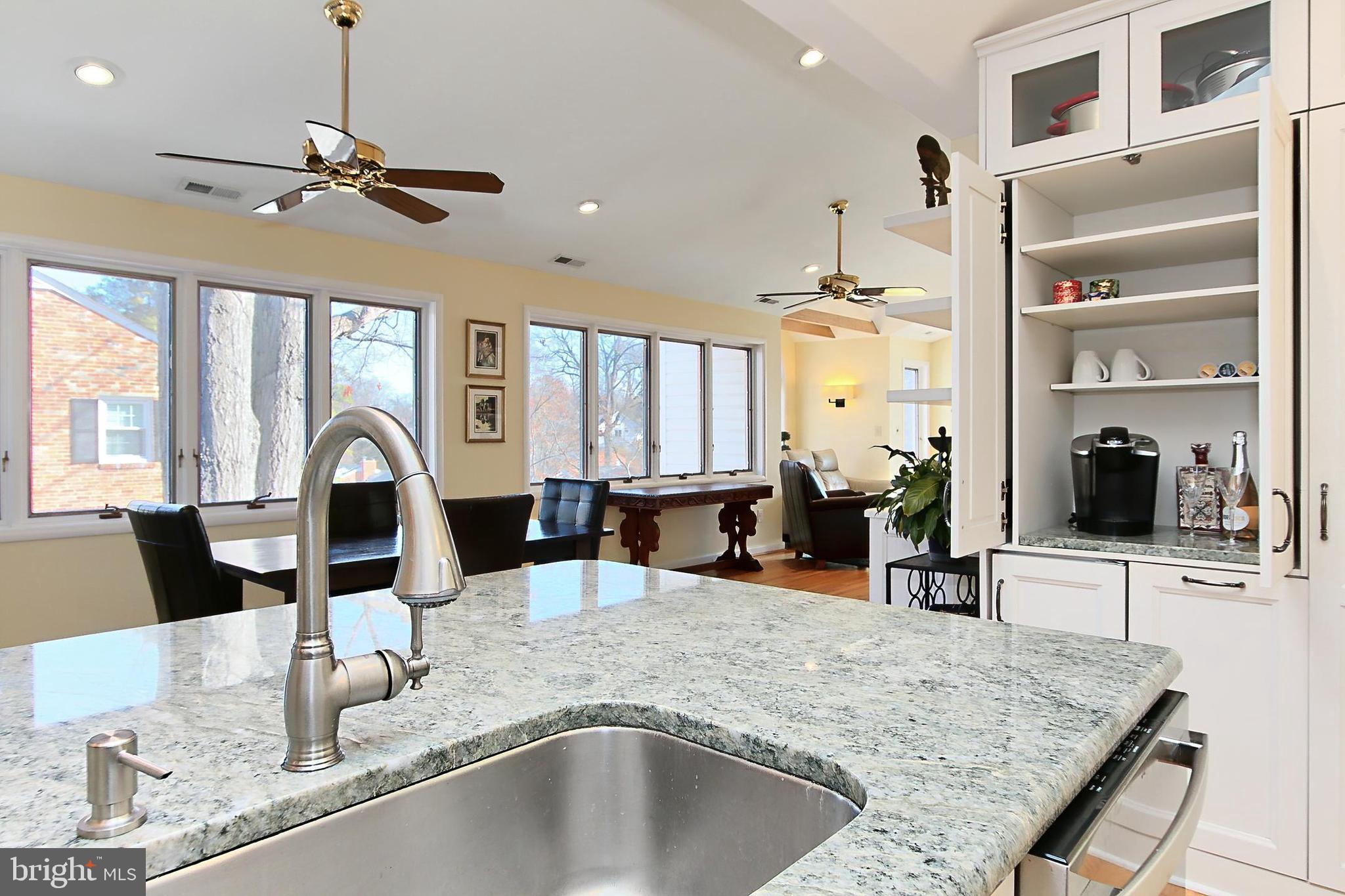 GOLF CLUB MANOR - Residential