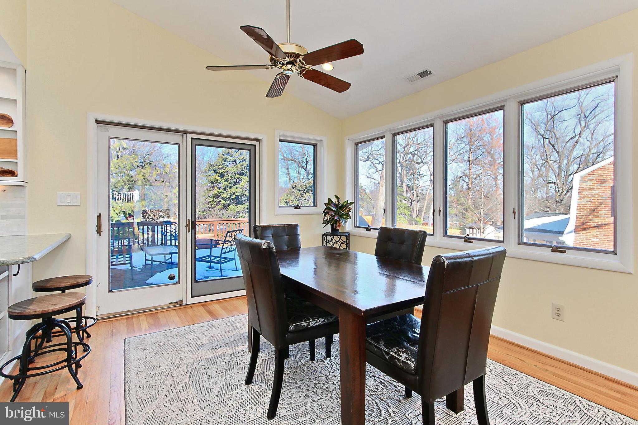 GOLF CLUB MANOR - Residential