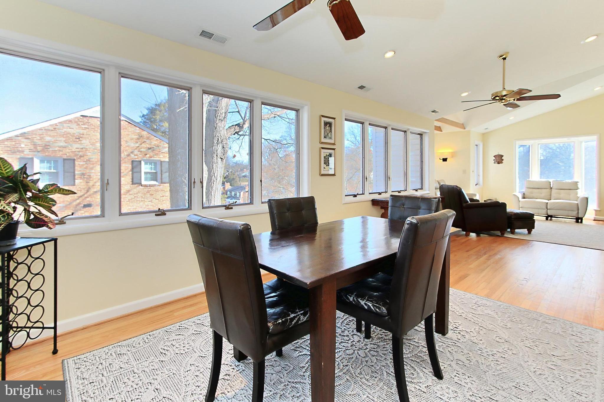 GOLF CLUB MANOR - Residential