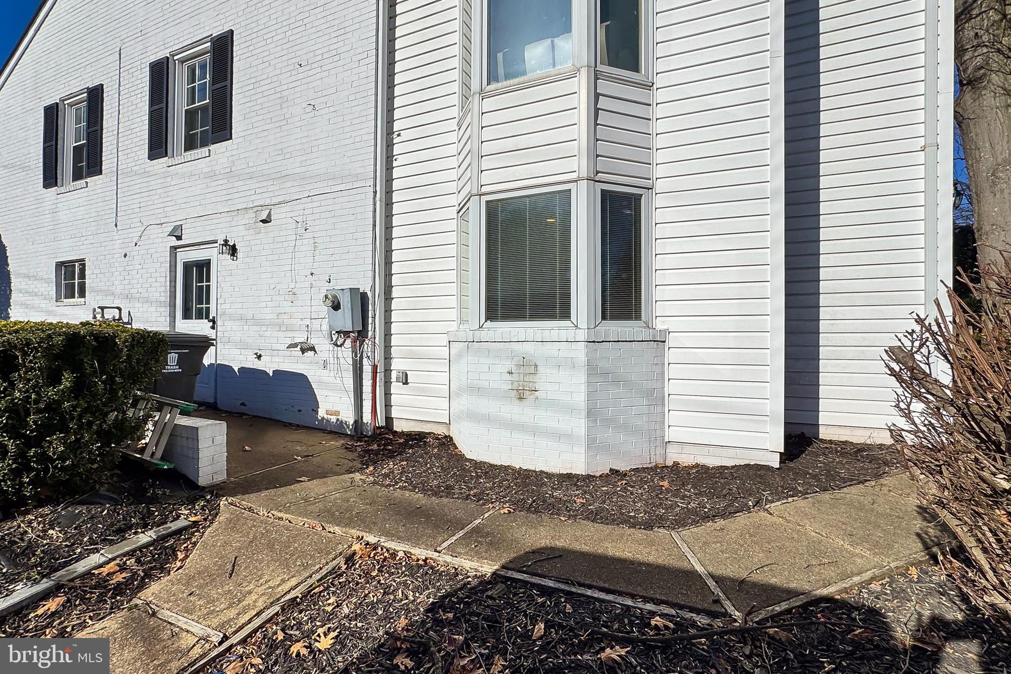 GOLF CLUB MANOR - Residential