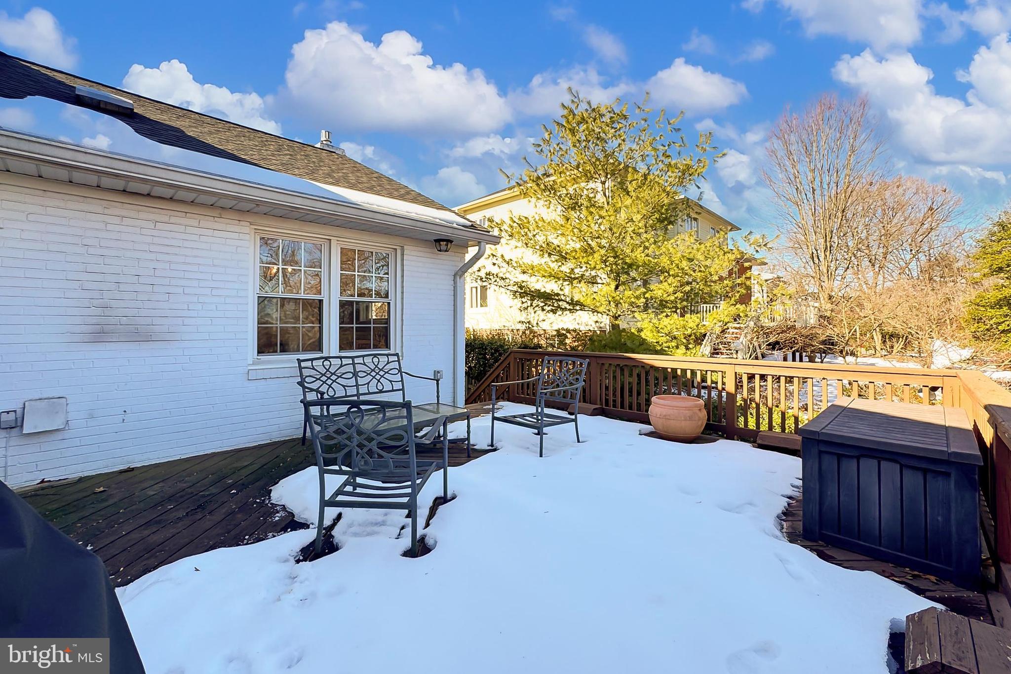 GOLF CLUB MANOR - Residential