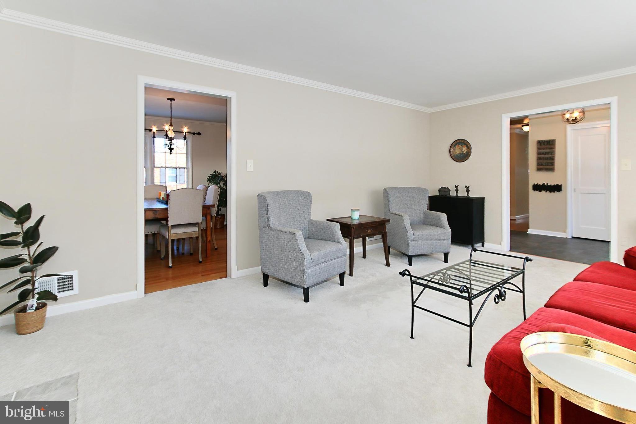 GOLF CLUB MANOR - Residential