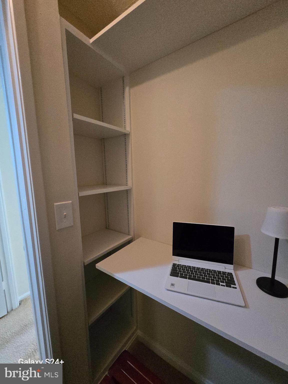 MONTEBELLO - Residential