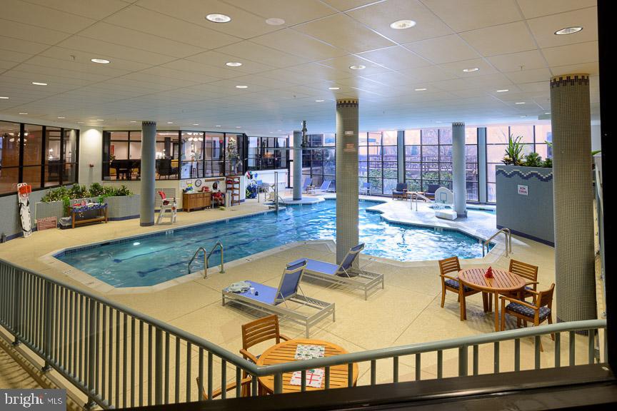 MONTEBELLO - Residential