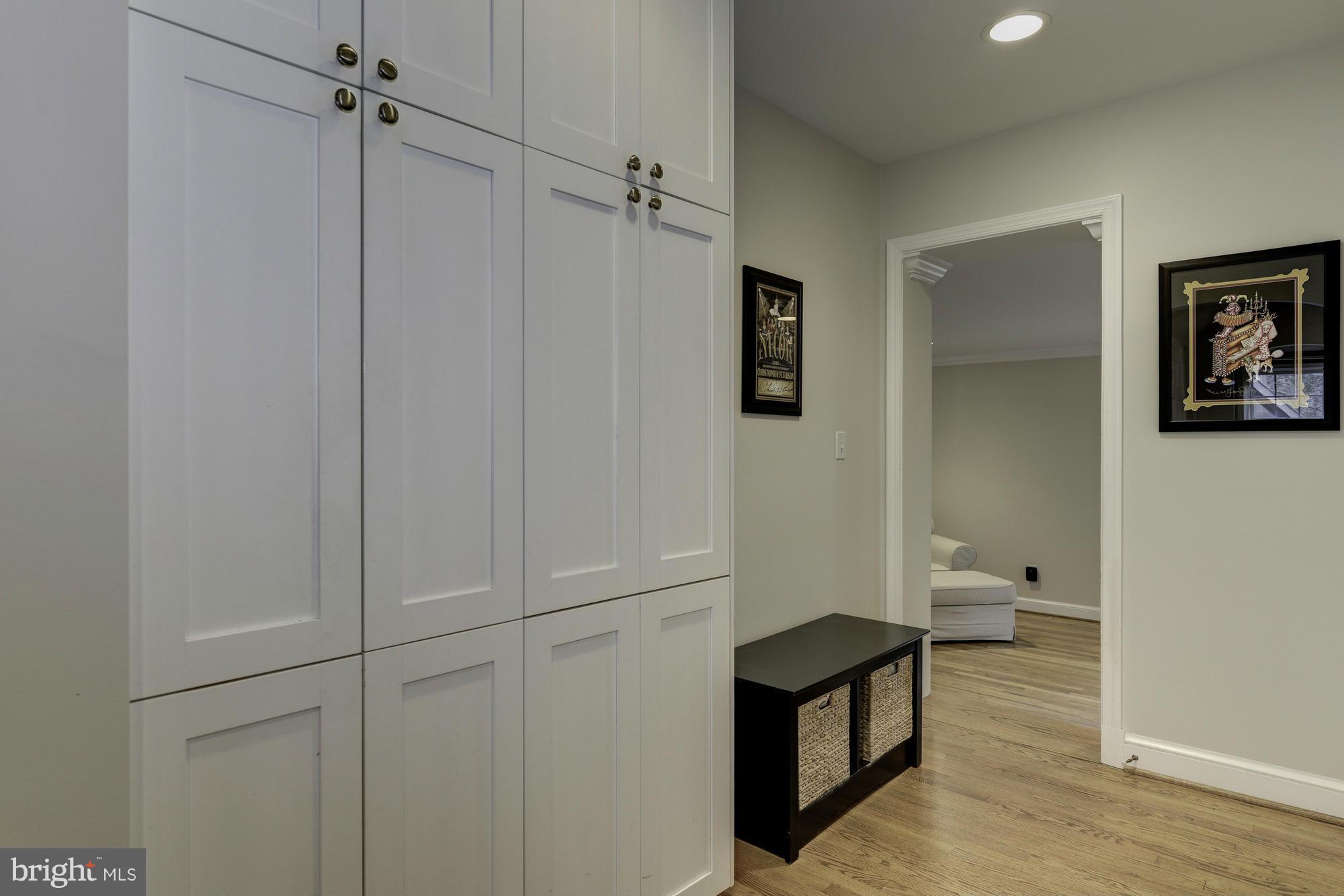 CHEVY CHASE - Residential