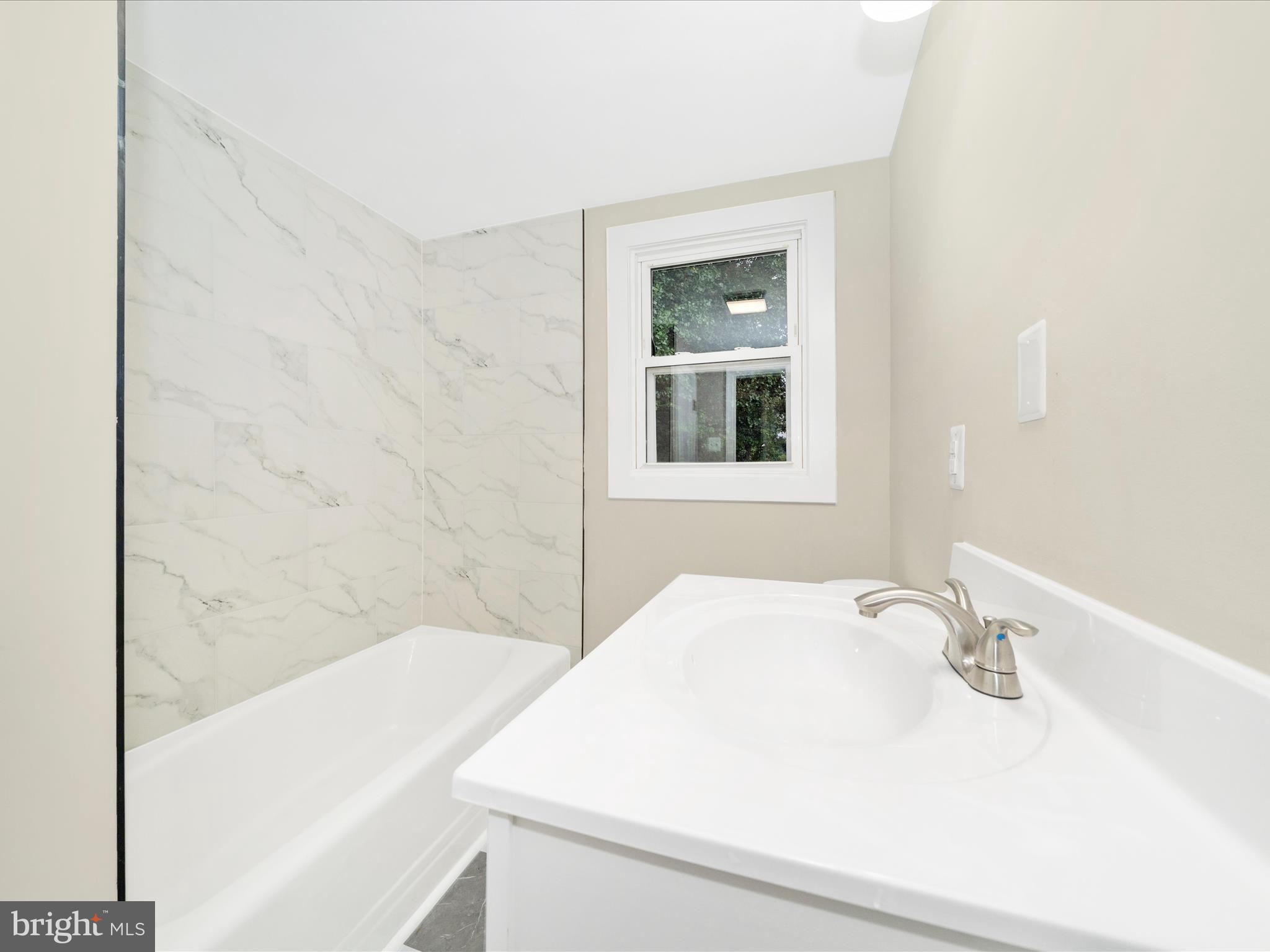 CHAPELDALE - Residential