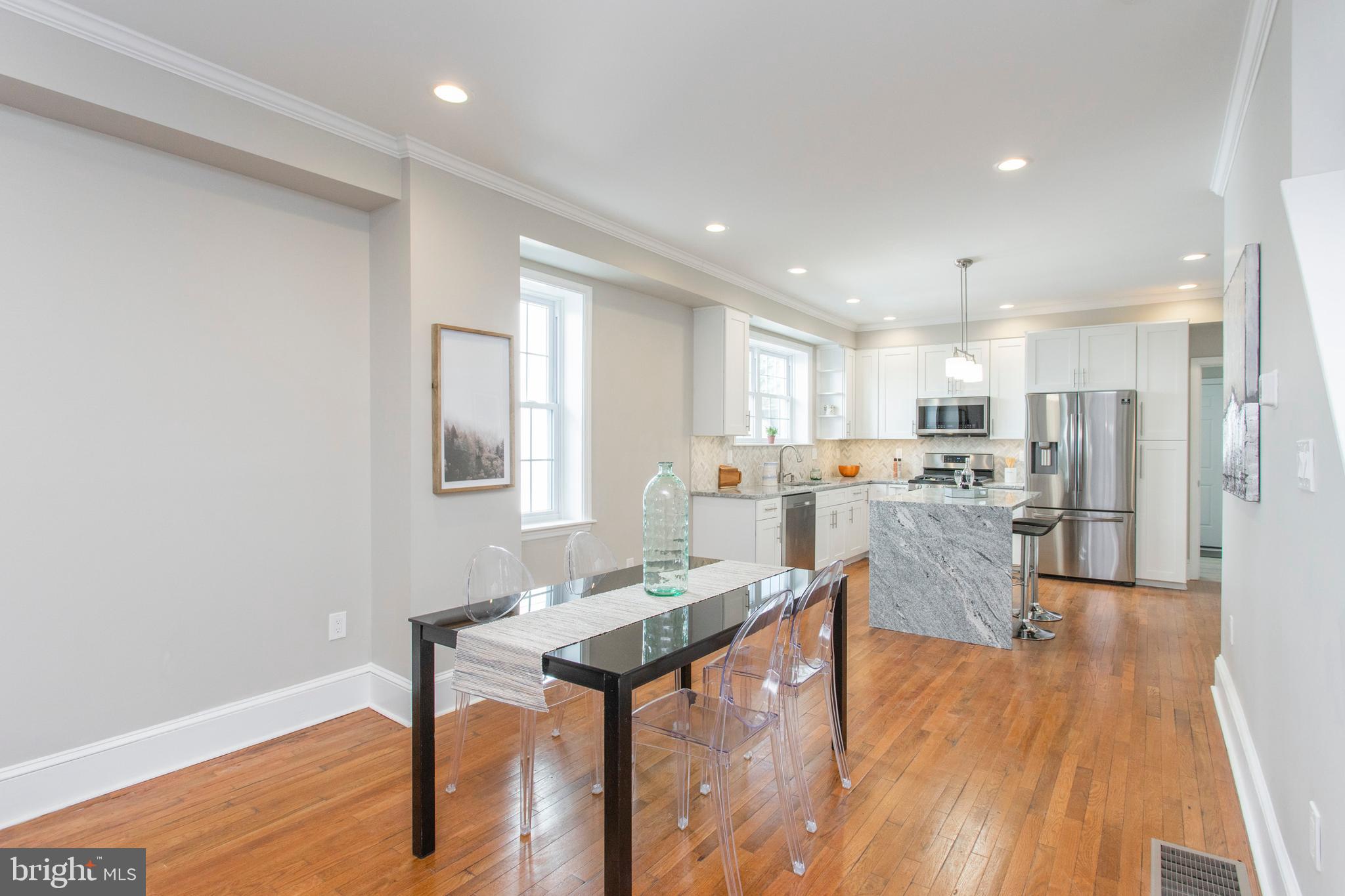 ROXBOROUGH - Residential