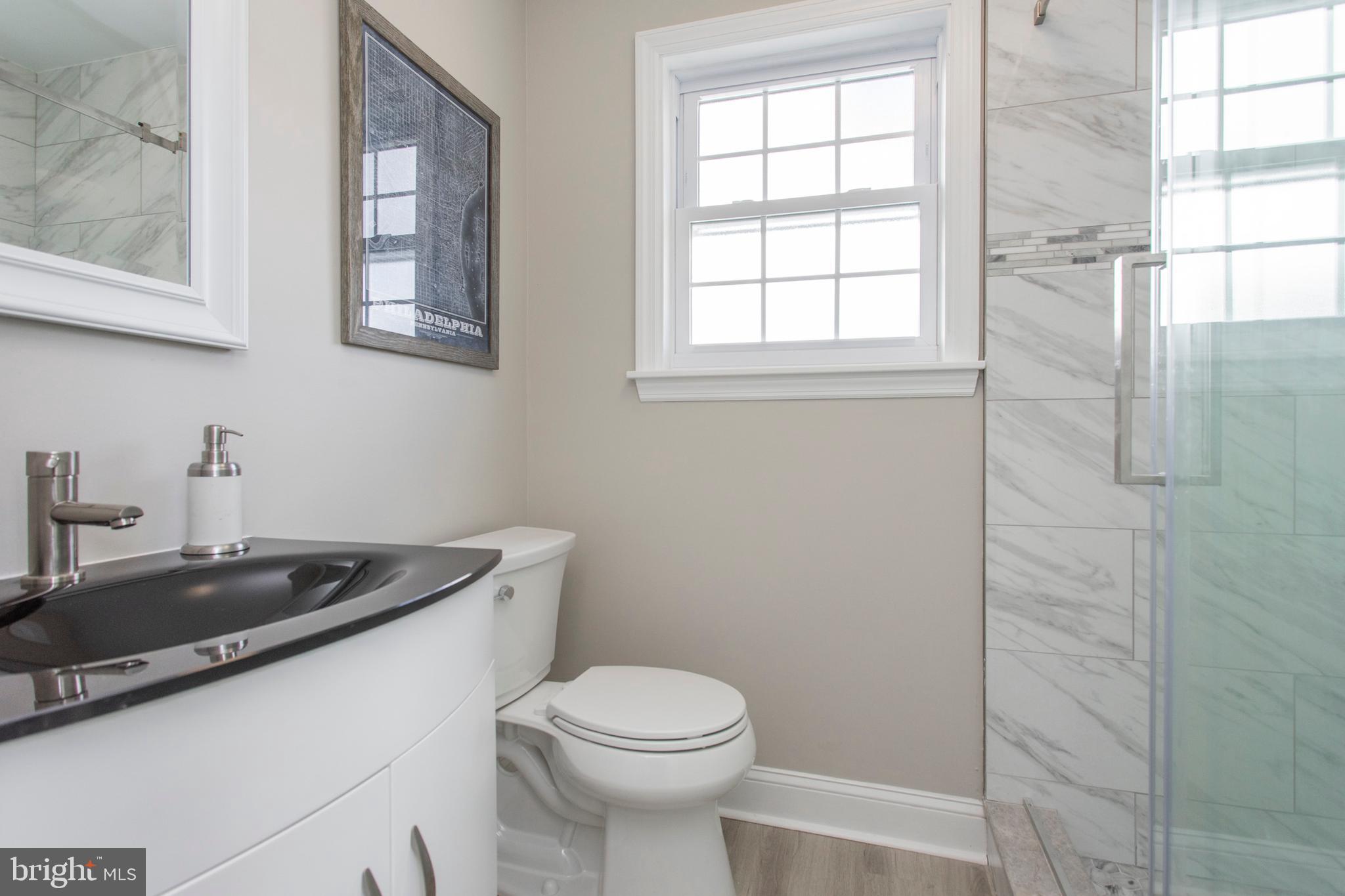 ROXBOROUGH - Residential