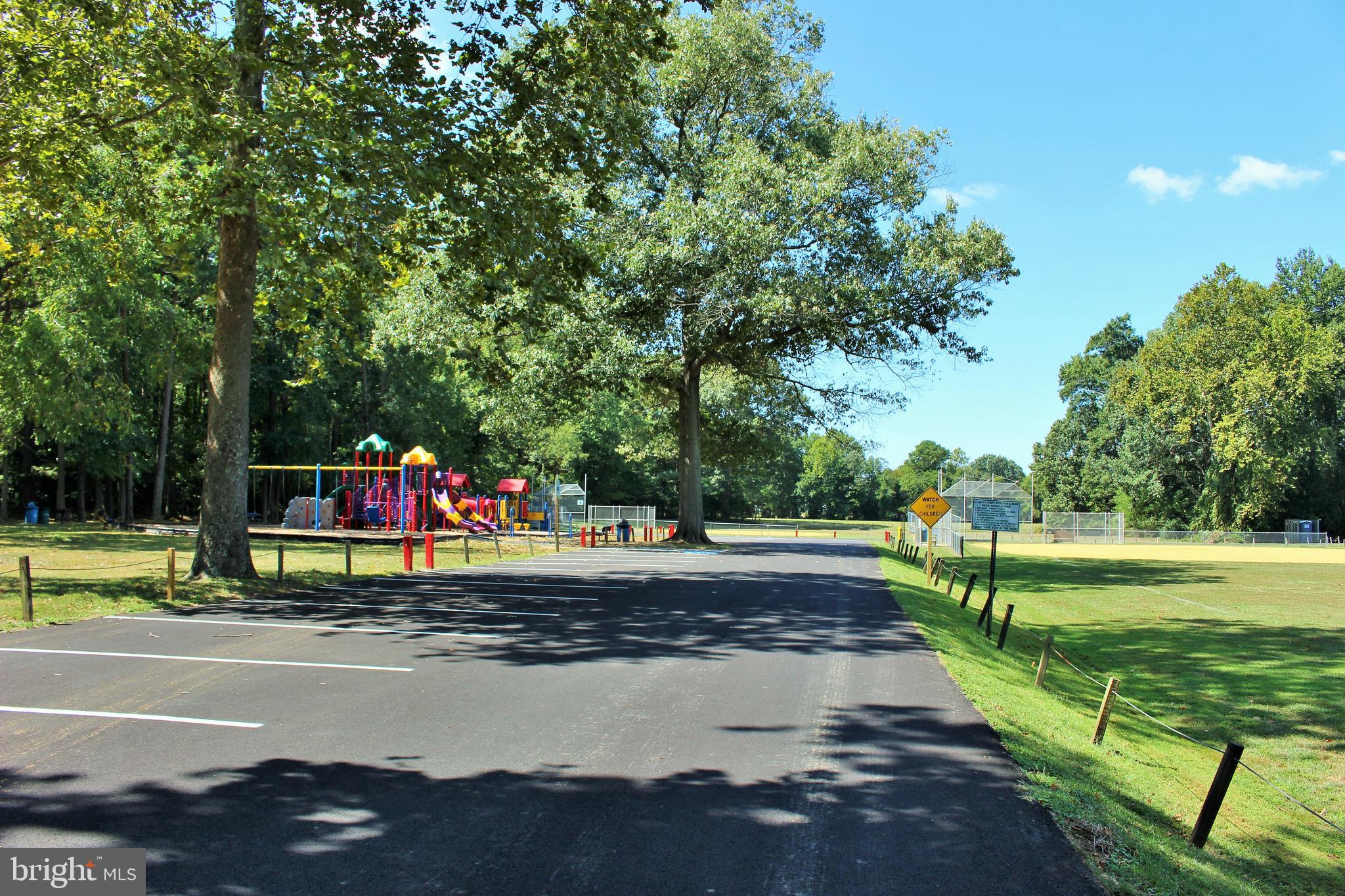 LONG LEAF LANE