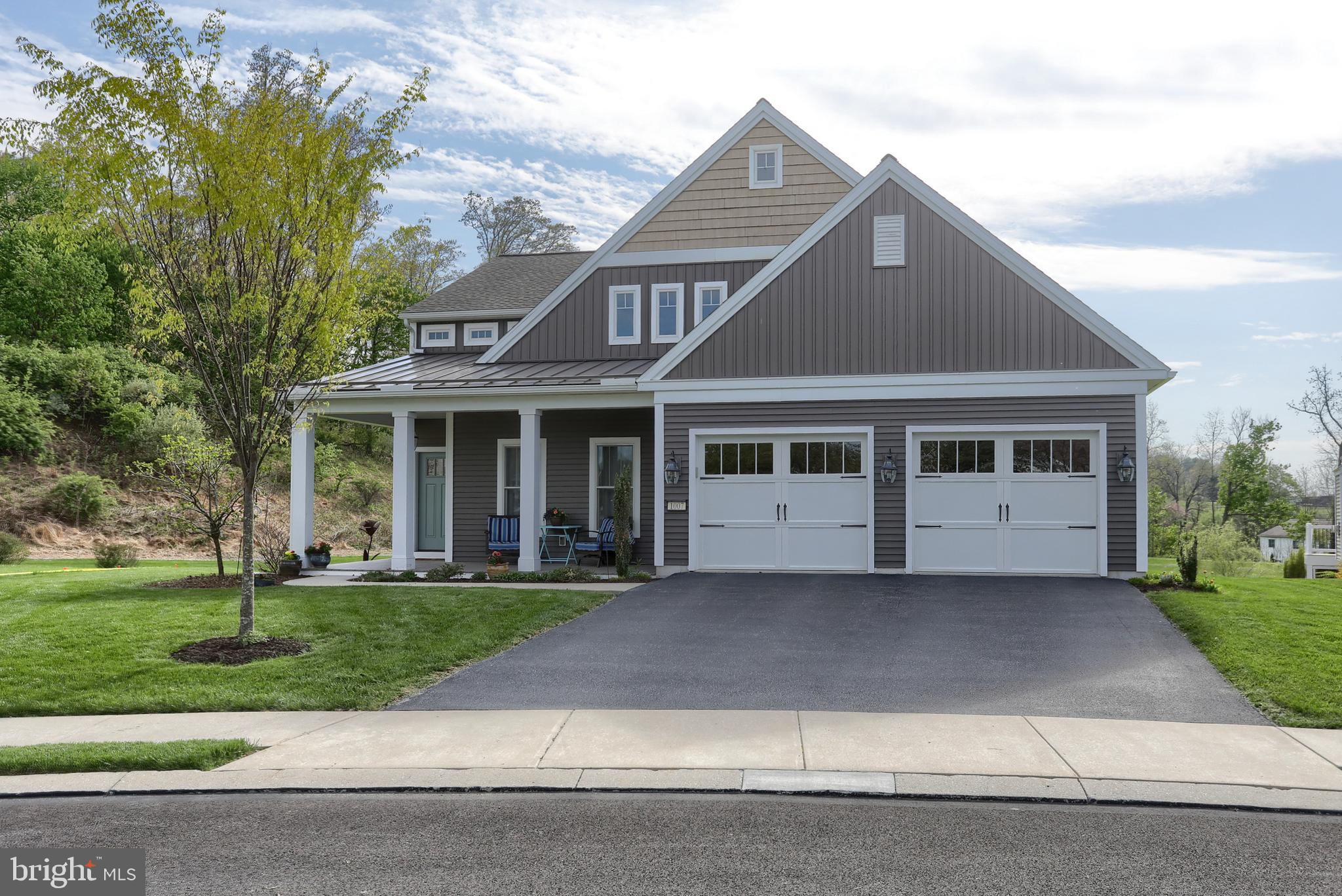 1007 BRIARWOOD COURT