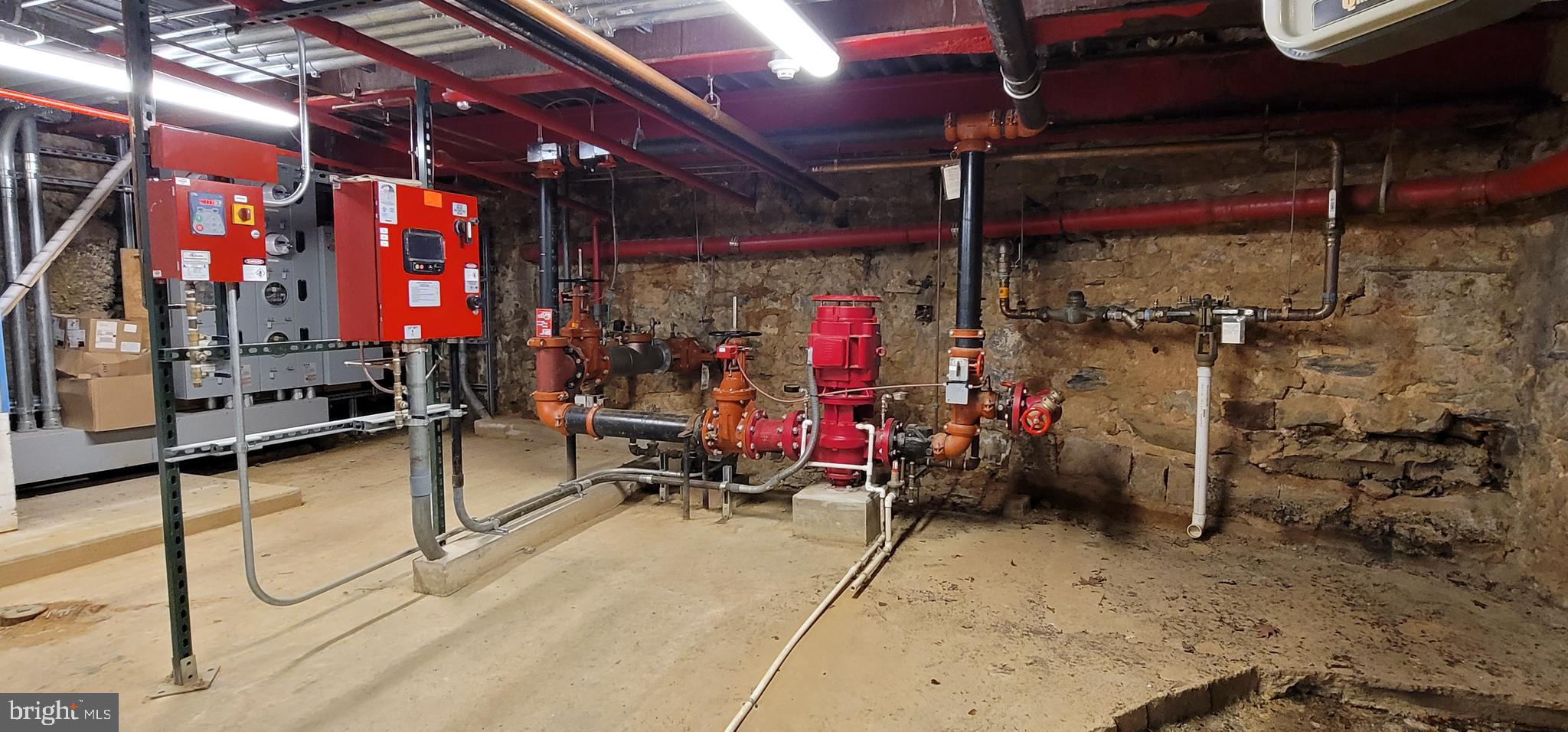 READING - Commercial Sale