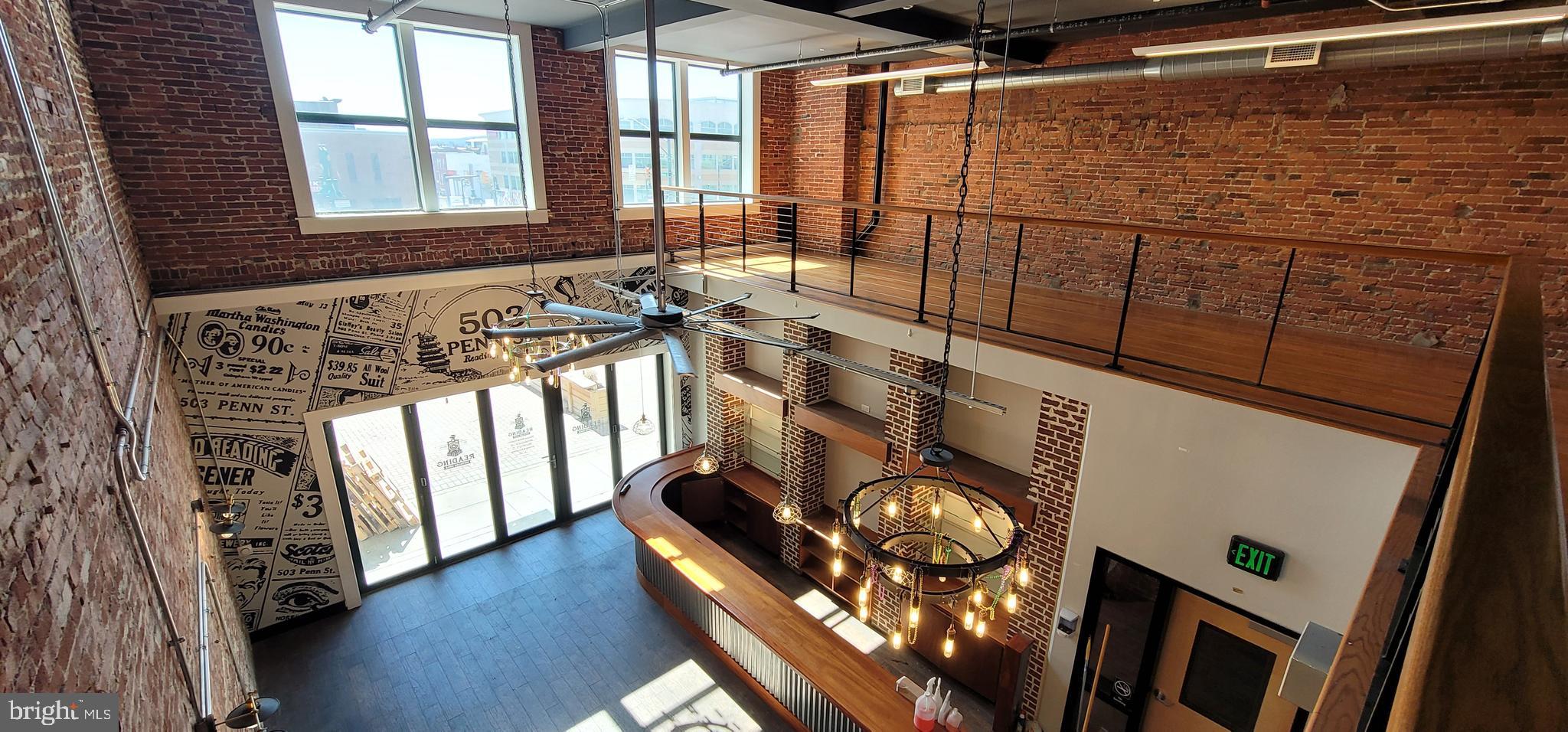 READING - Commercial Sale