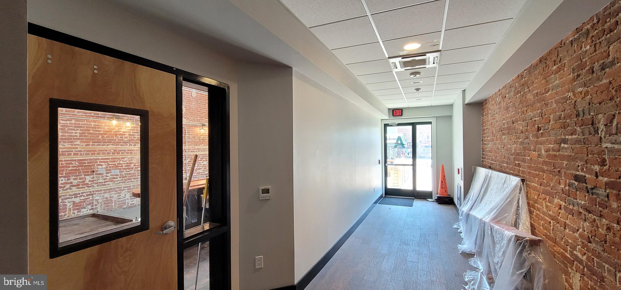 READING - Commercial Sale