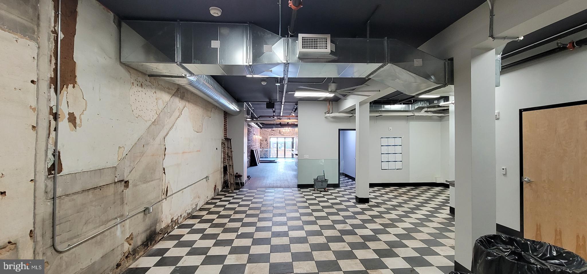 READING - Commercial Sale