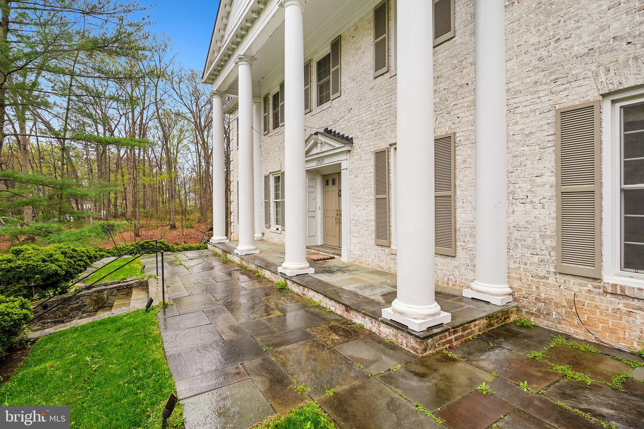 LAKE POTOMAC - Residential